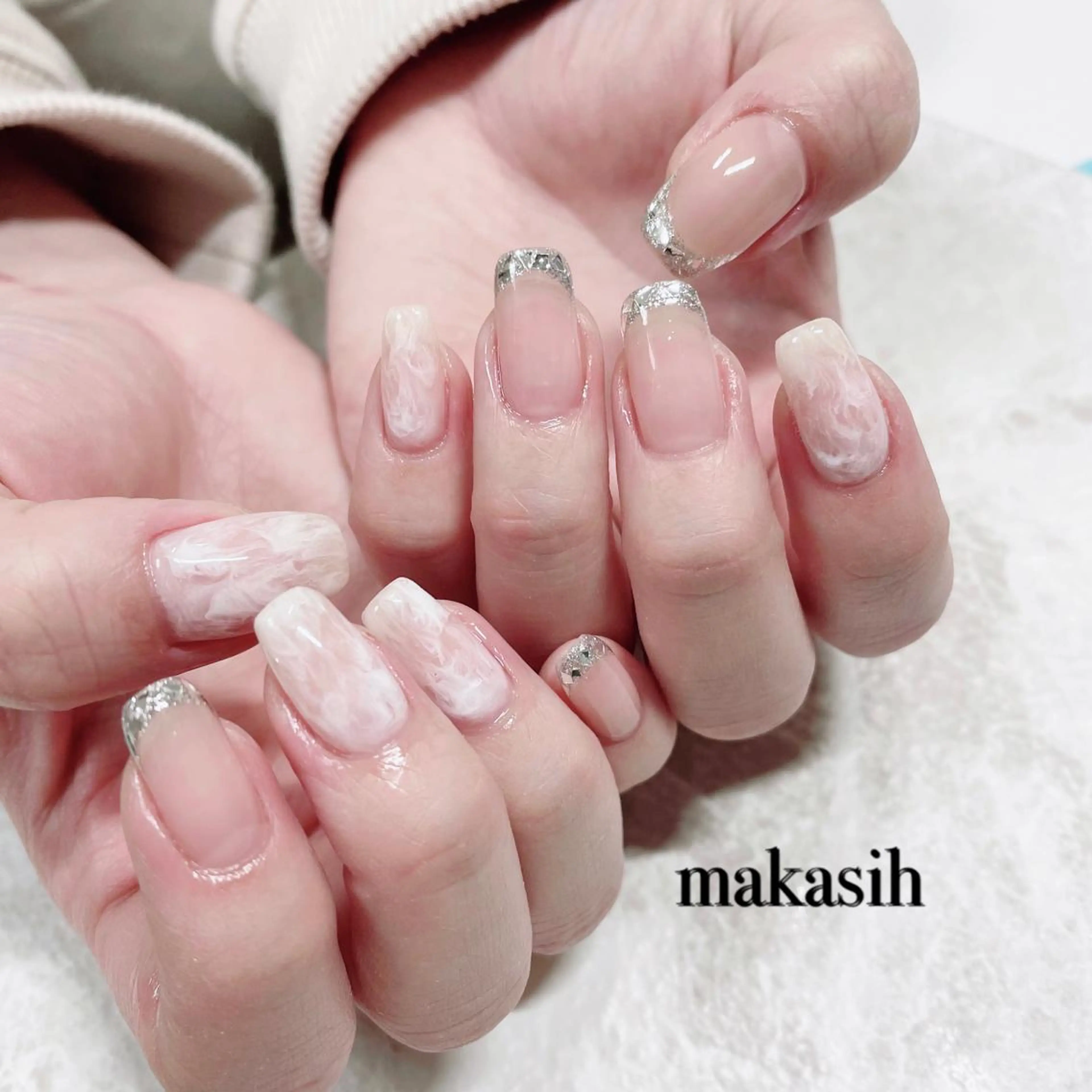 ネイル フレンチネイル ガラスフレンチ 大理石ネイル(マーブル) 山崎 美菜子のネイルデザイン
