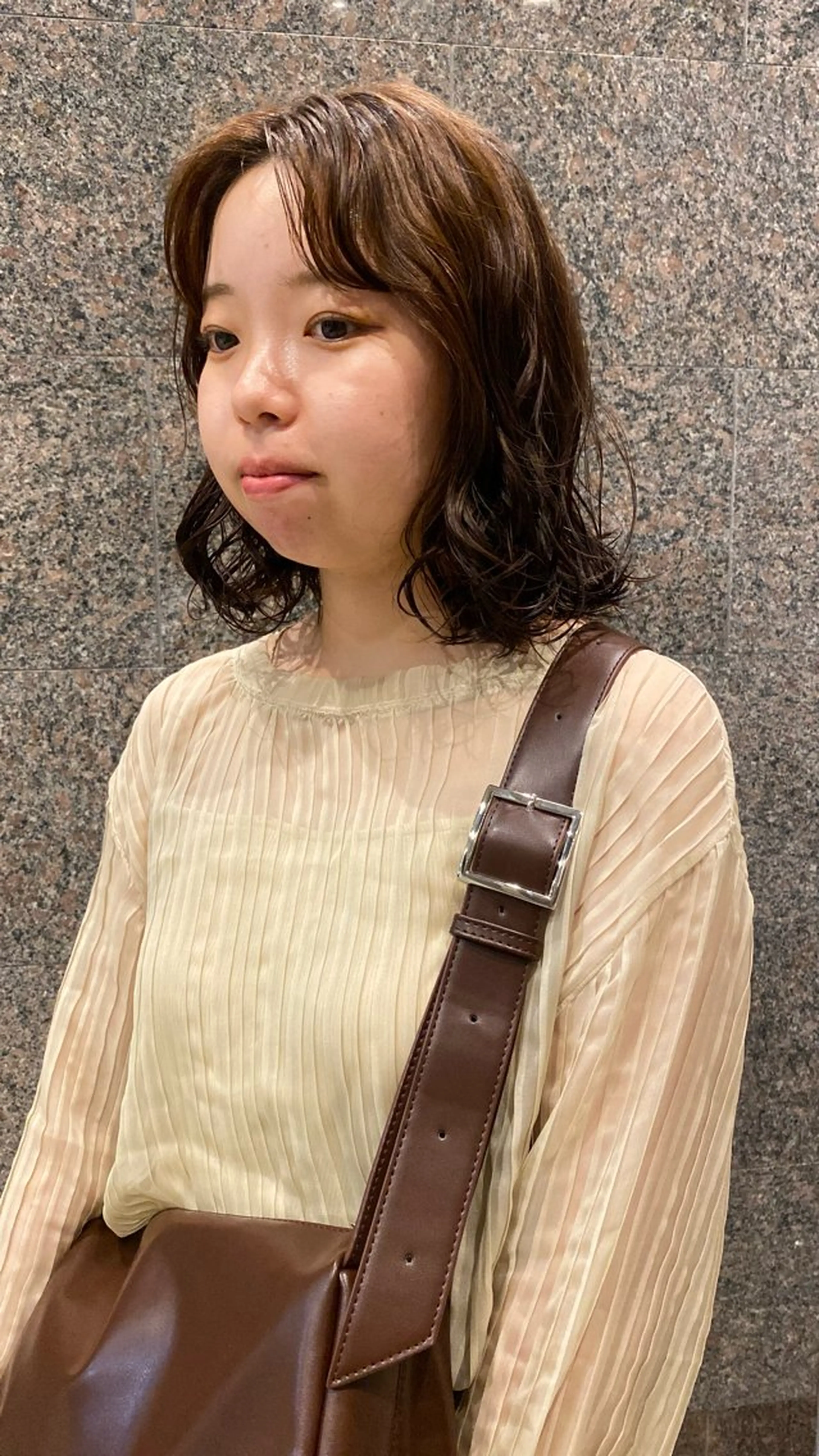 ミディアム パーマ ミディアムパーマ 磯谷 朋のヘアスタイル