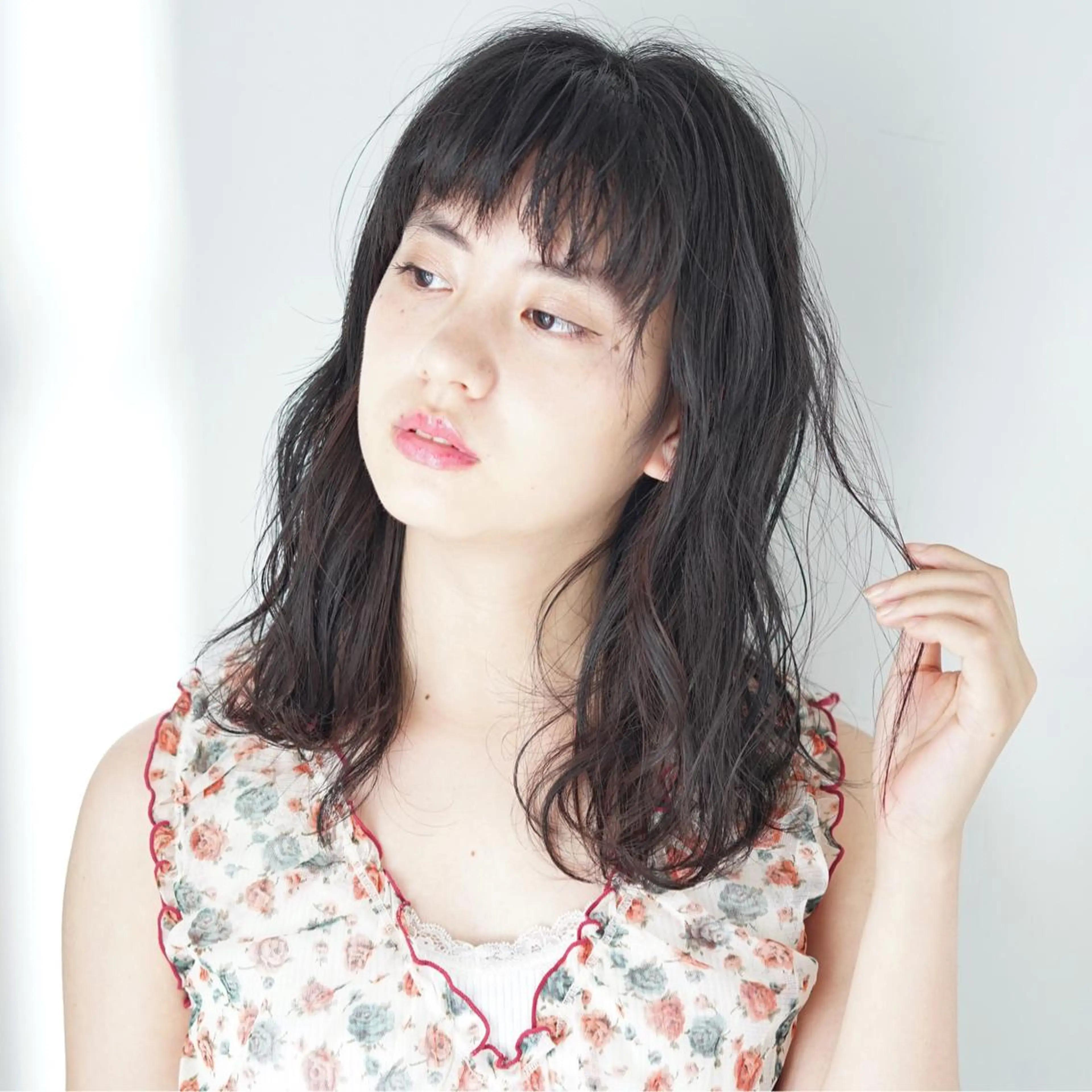 ミディアム カラー パーマ LOST CITY 横浜所属・🪐脱白髪染め 🪐松尾菜々美のヘアスタイル