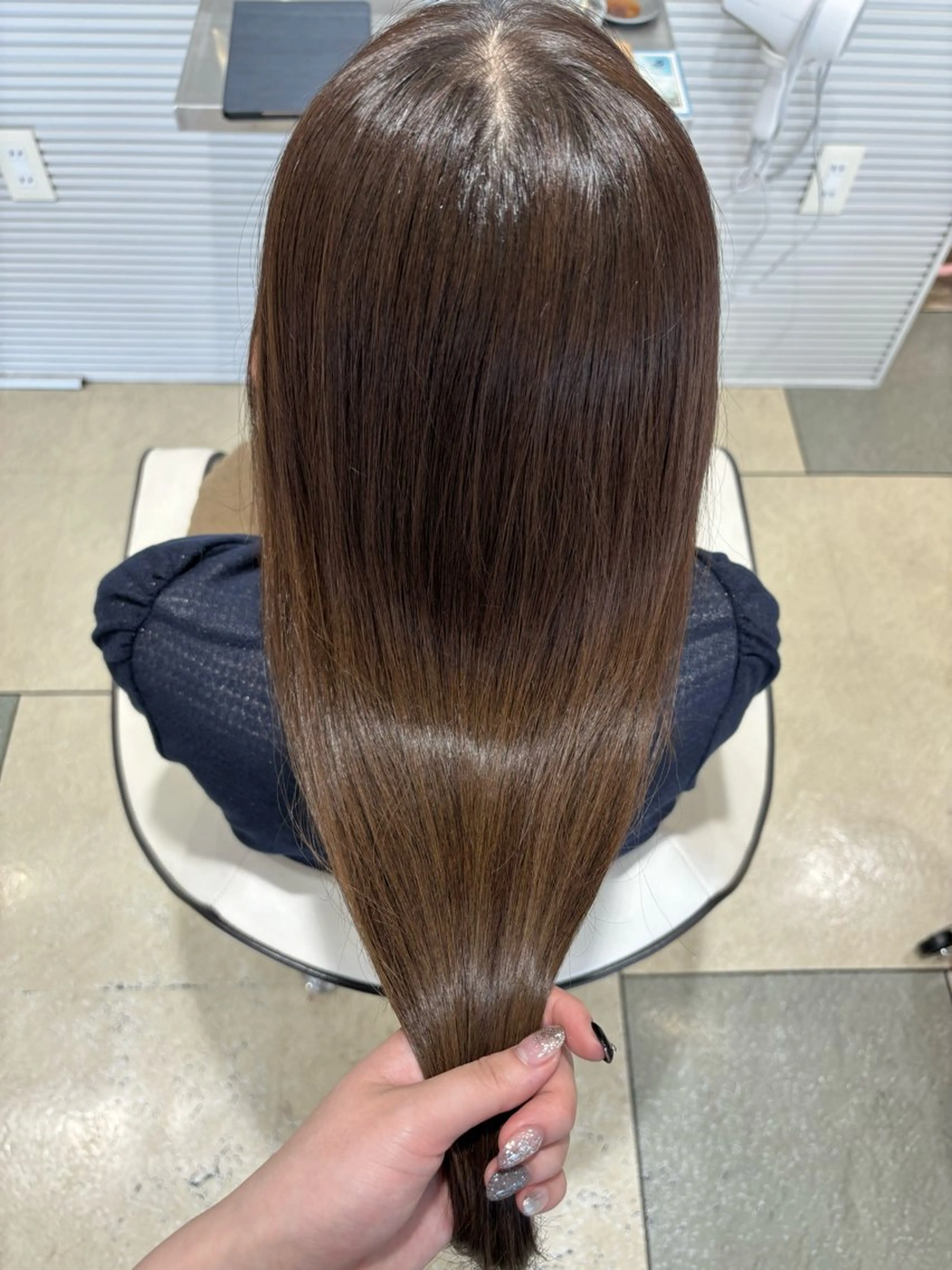 ロング 髪質改善 レイヤーカット ロング トリートメント ヘアカラー 透明感カラー/ くびれヘア🌸ユウユのヘアスタイル