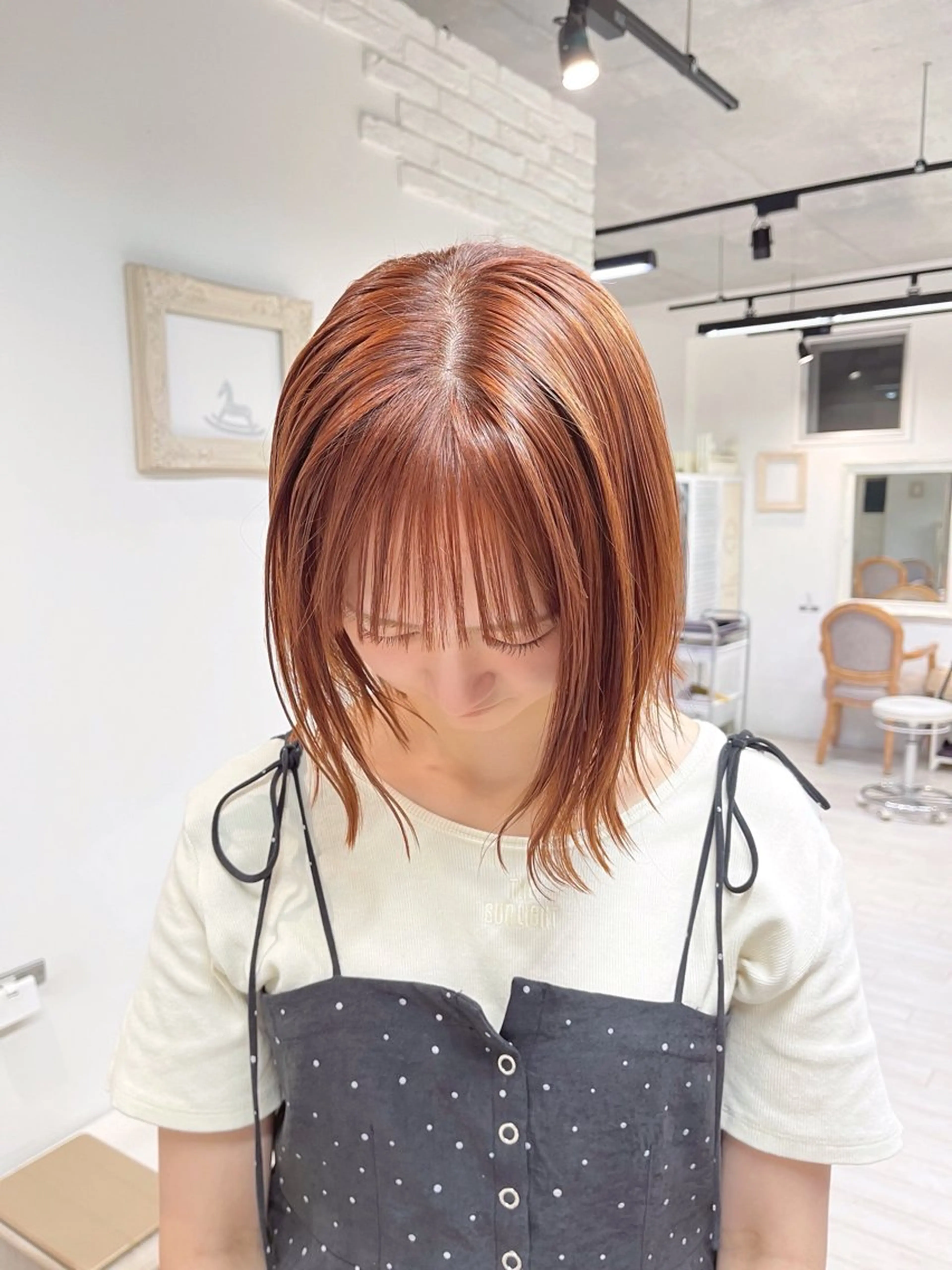 ミディアム カラー オレンジ ヘアカラー トリートメント 佐藤 まゆのヘアスタイル