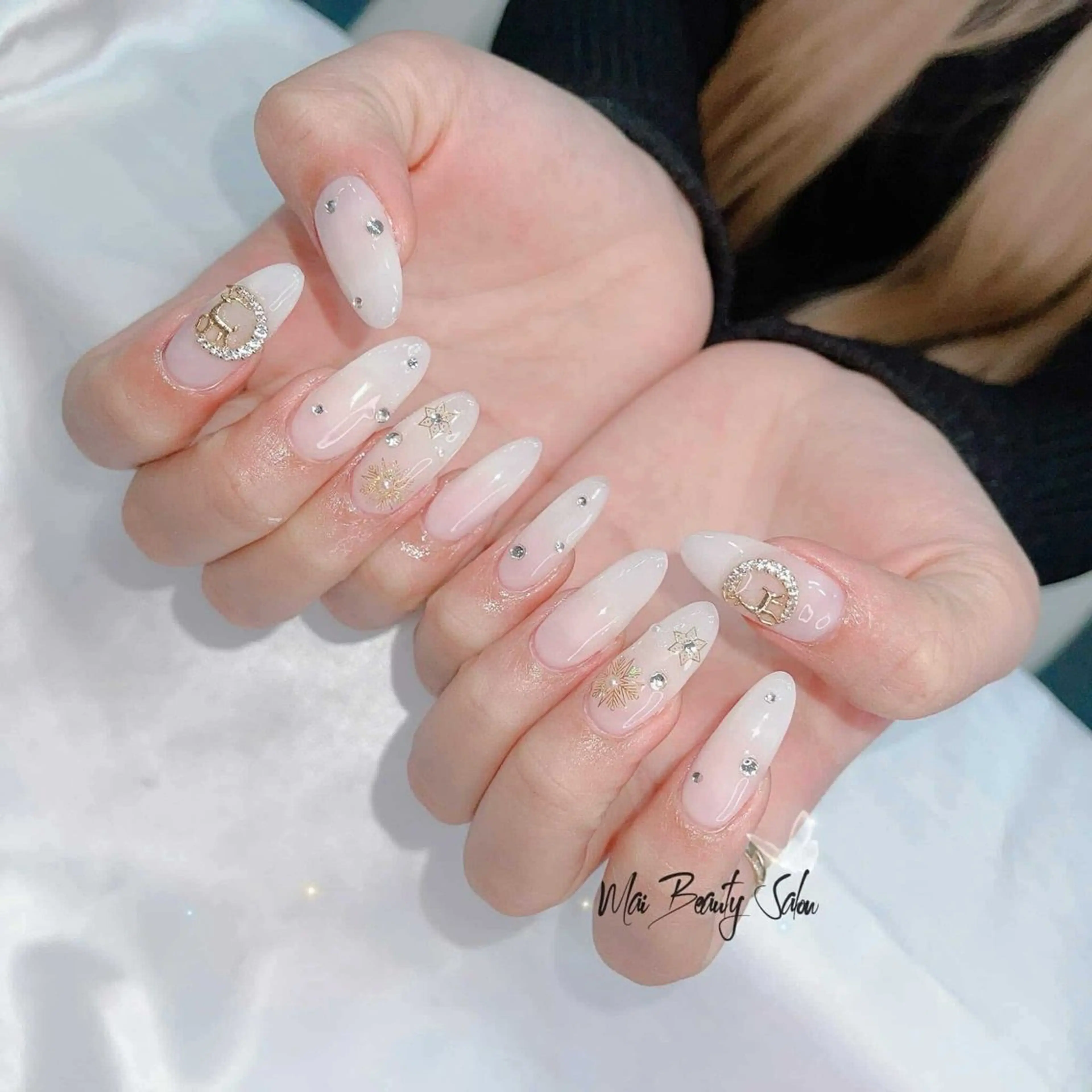ネイル Mai Beauty To  Toのネイルデザイン