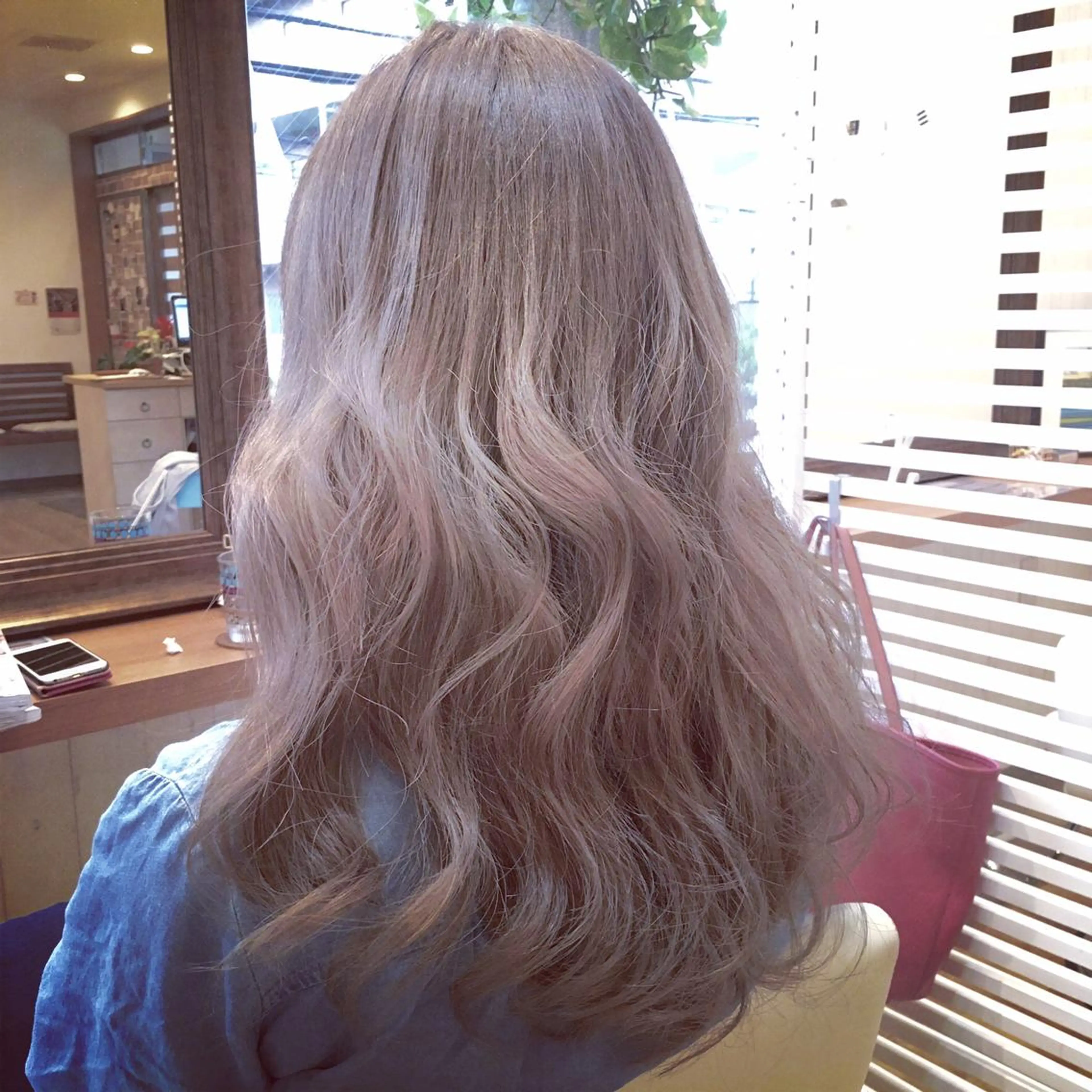 ロング カラー ショート、ボブ シマダマサトのヘアスタイル