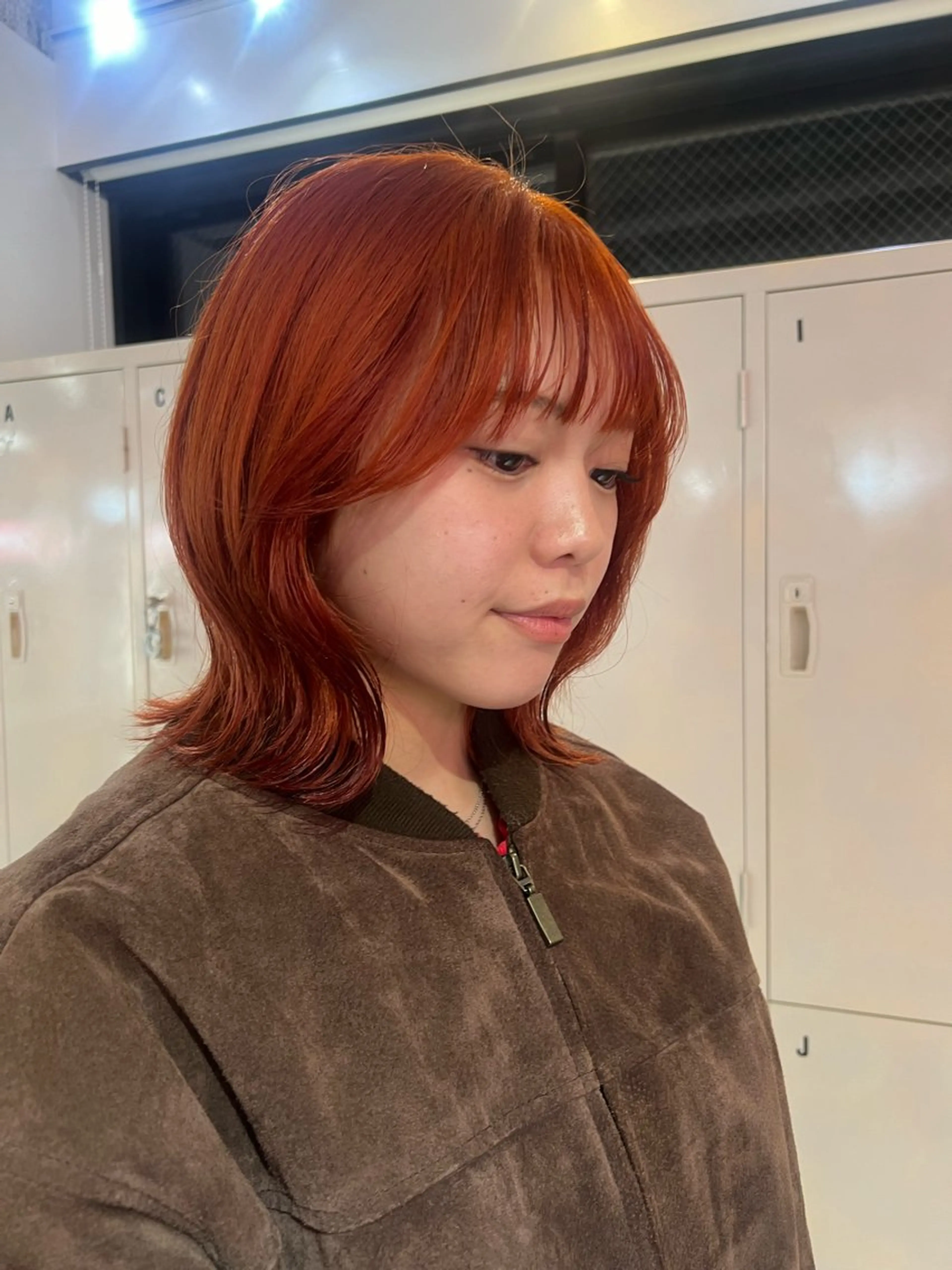 ミディアム カット ヘアカラー 💥ウルフカット デザインあんな💥のヘアスタイル