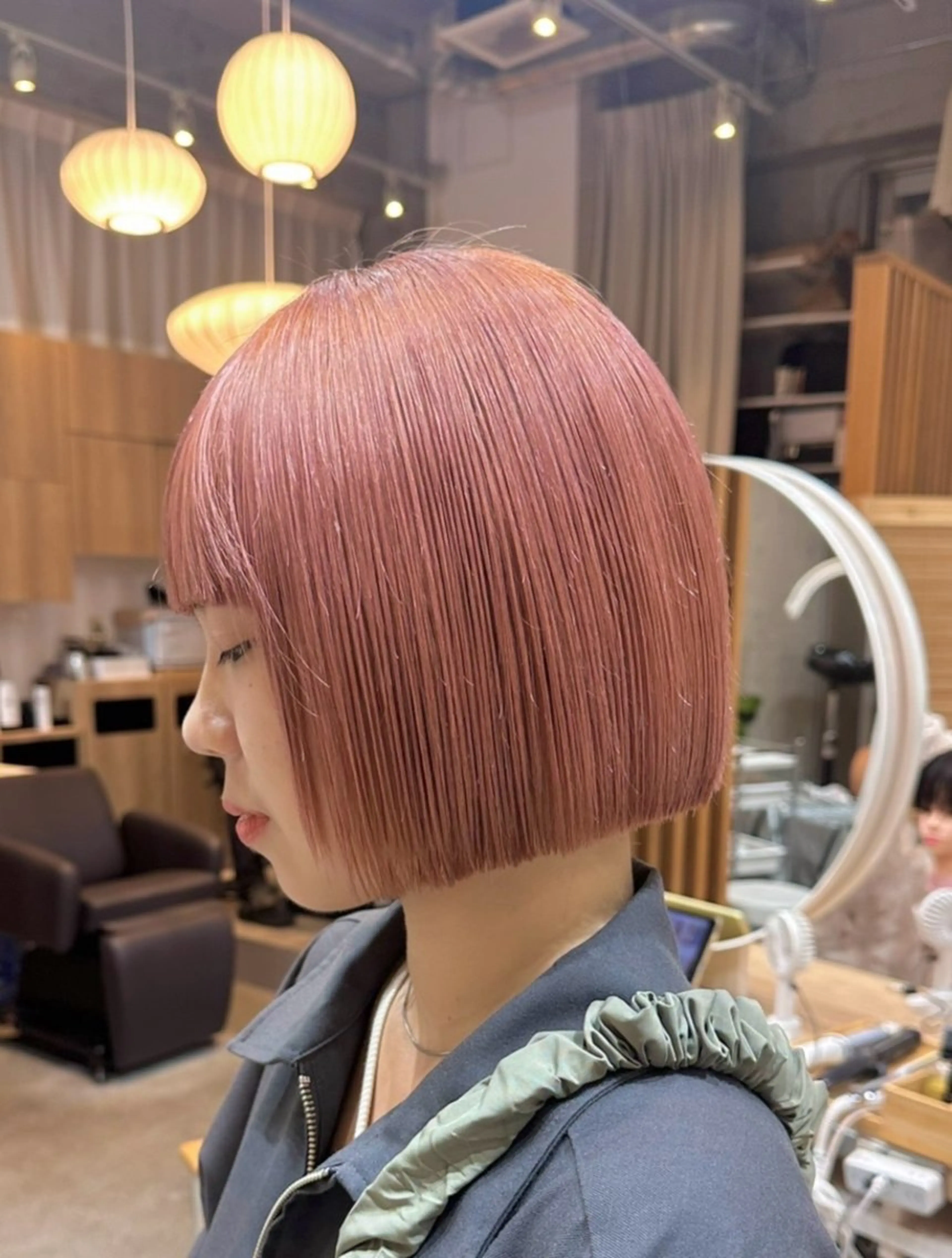 ショート カラー ベージュカラー ブリーチ ピンクカラー ピンクベージュ ダブルカラー/暖色/ オレンジ🍊ゆーなのヘアスタイル