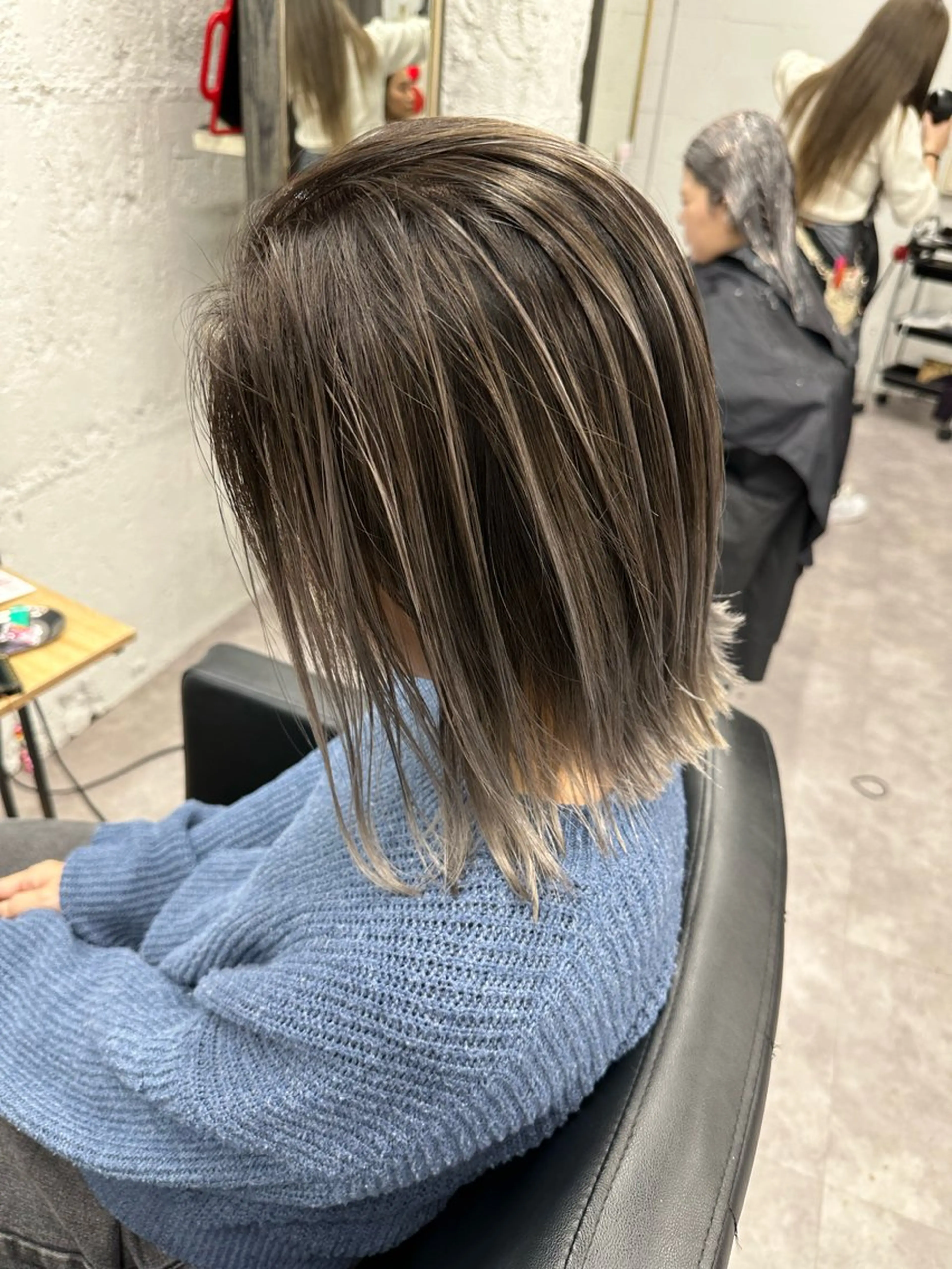 ミディアム カラー ヘアアレンジ カット ヘアカラー トリートメント 久米 治仁のヘアスタイル