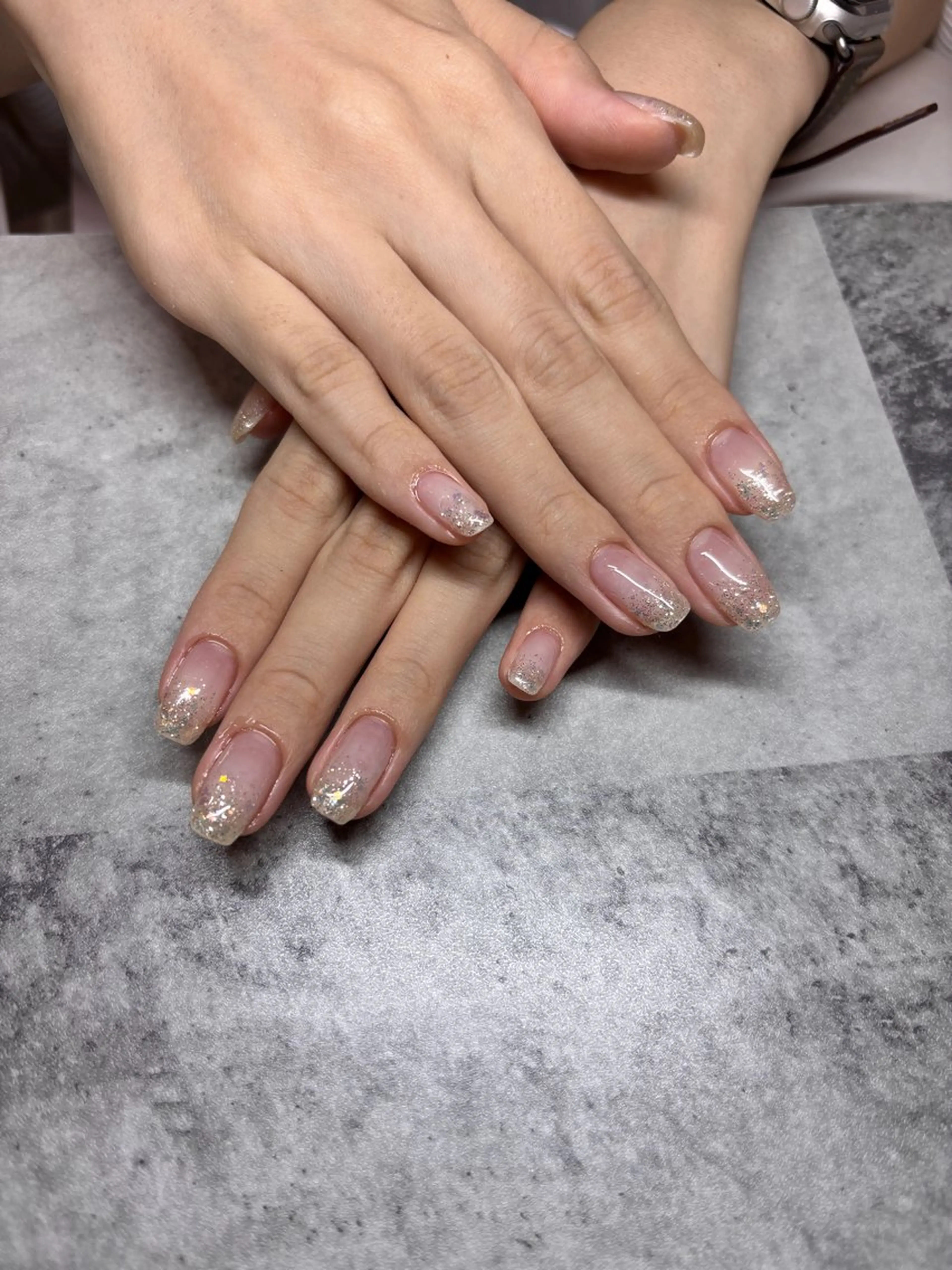 ラメグラデーション¥3,500✨️/100色以上のカラーからお選び頂けます🍀*゜の写真