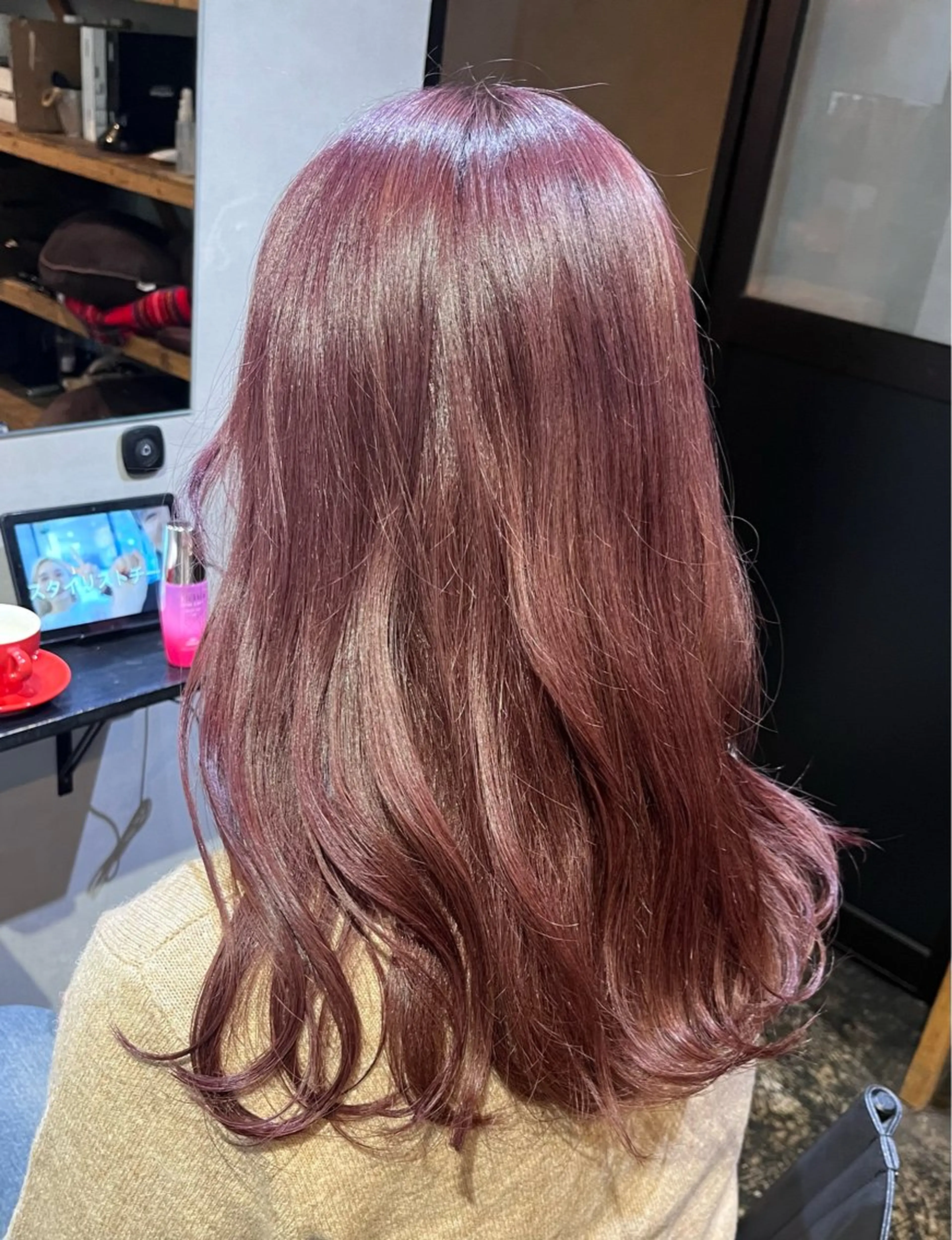 セミロング カラー ブリーチ ラベンダーカラー ピンクカラー ピンクラベンダー ヘアカラー 透明感カラー/パーマ 🌀アオノアユミのヘアスタイル