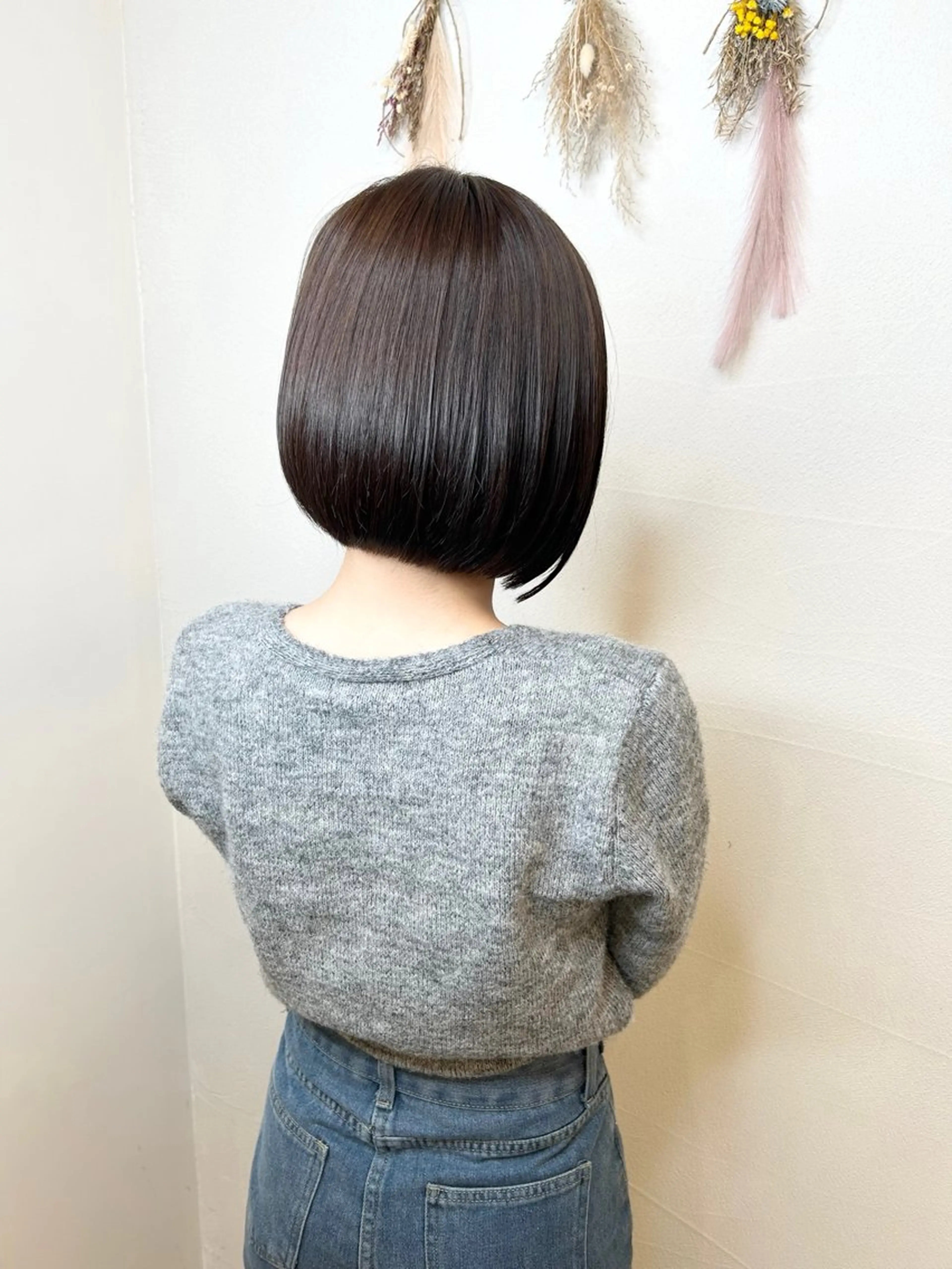 ショート カラー カット ヘアカラー トリートメント 🌿艶髪透明感 佐藤遥🌿のヘアスタイル