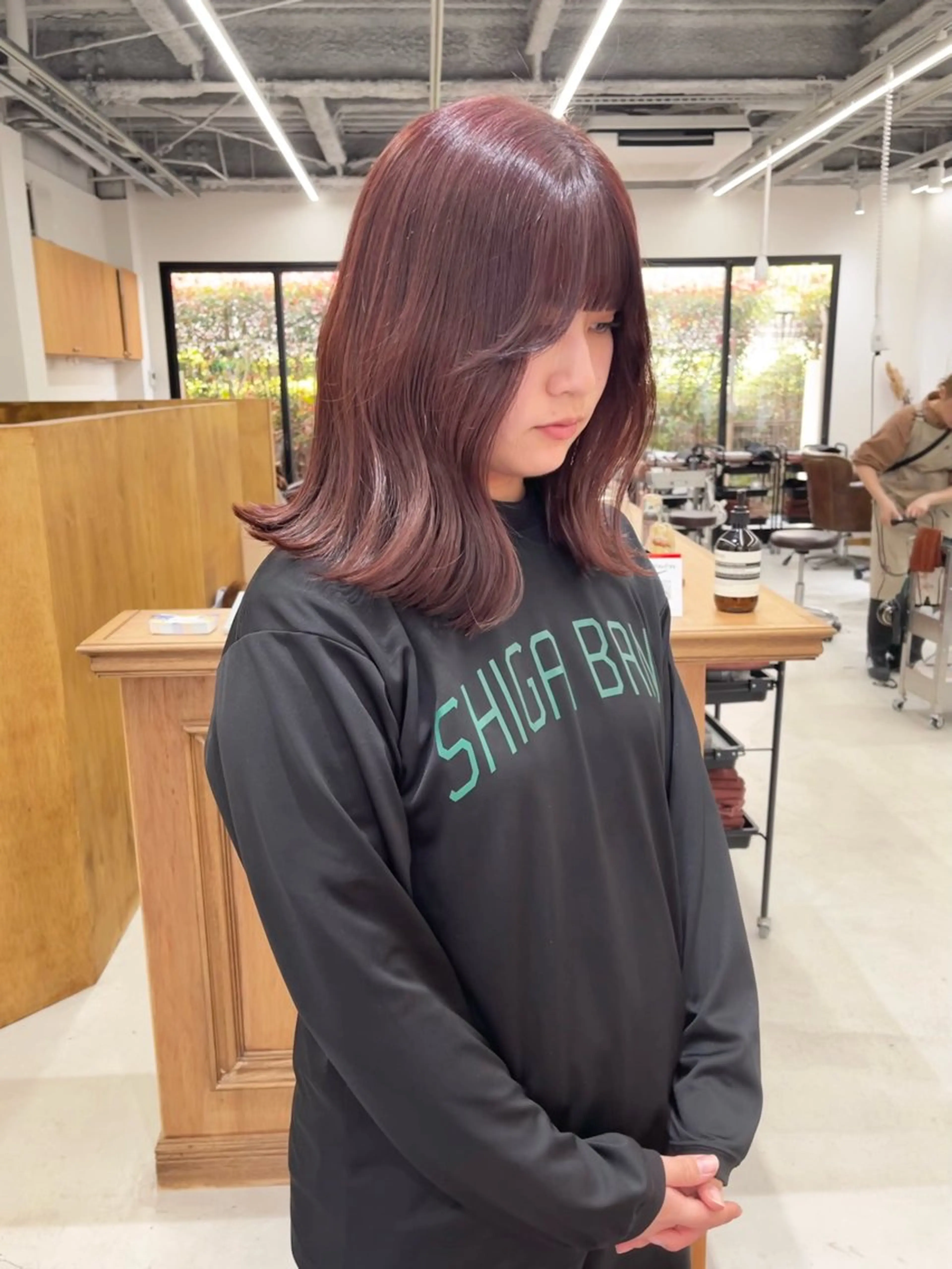 ミディアム カラー ヘアアレンジ ブリーチ ダブルカラー ブリーチなしカラー esu 心斎橋店所属・ena/ブリーチなし 心斎橋・ベージュ🎀のヘアスタイル
