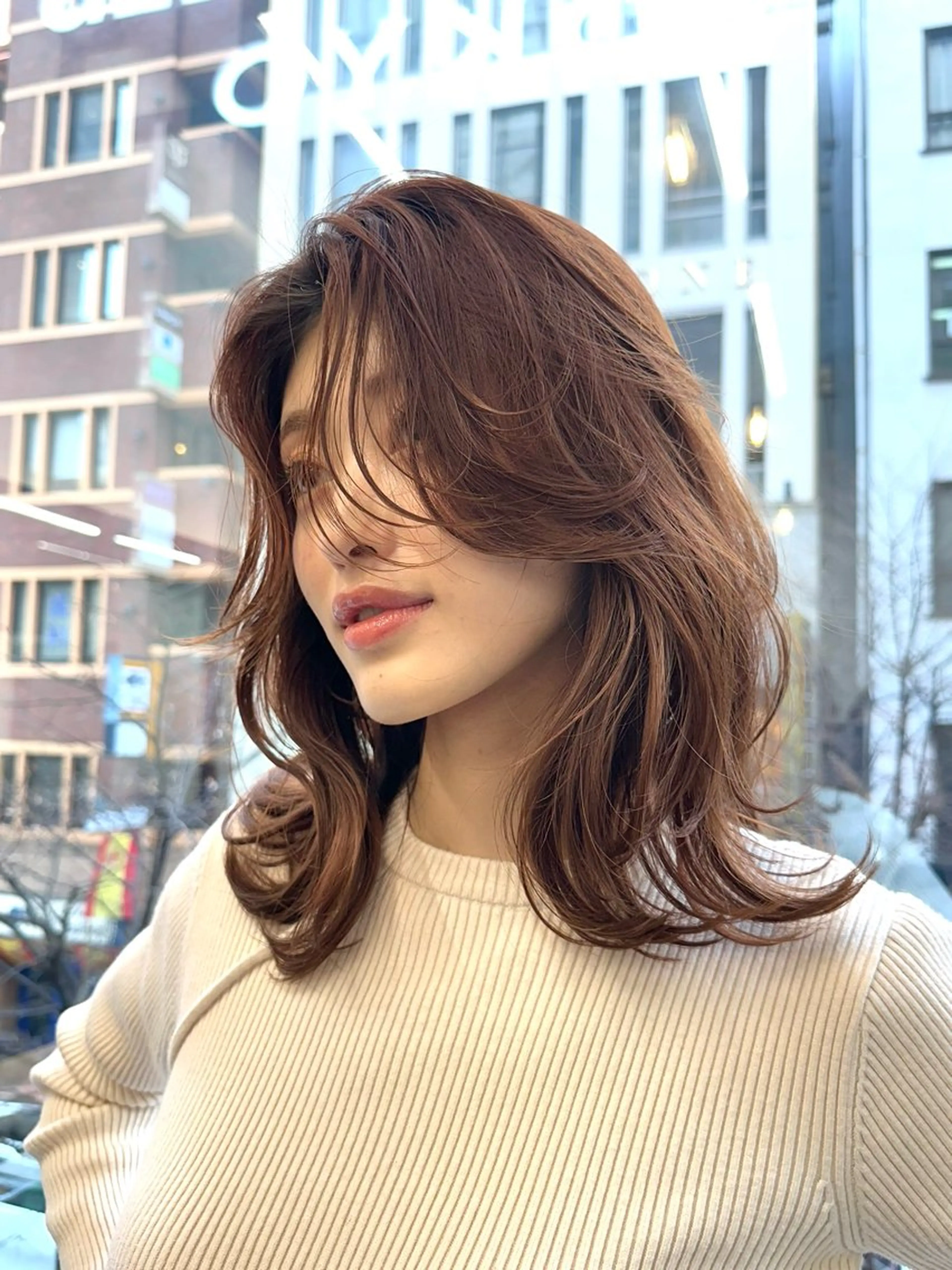 セミロング カラー Misora/ボブ/ レイヤー/艶カラーのヘアスタイル