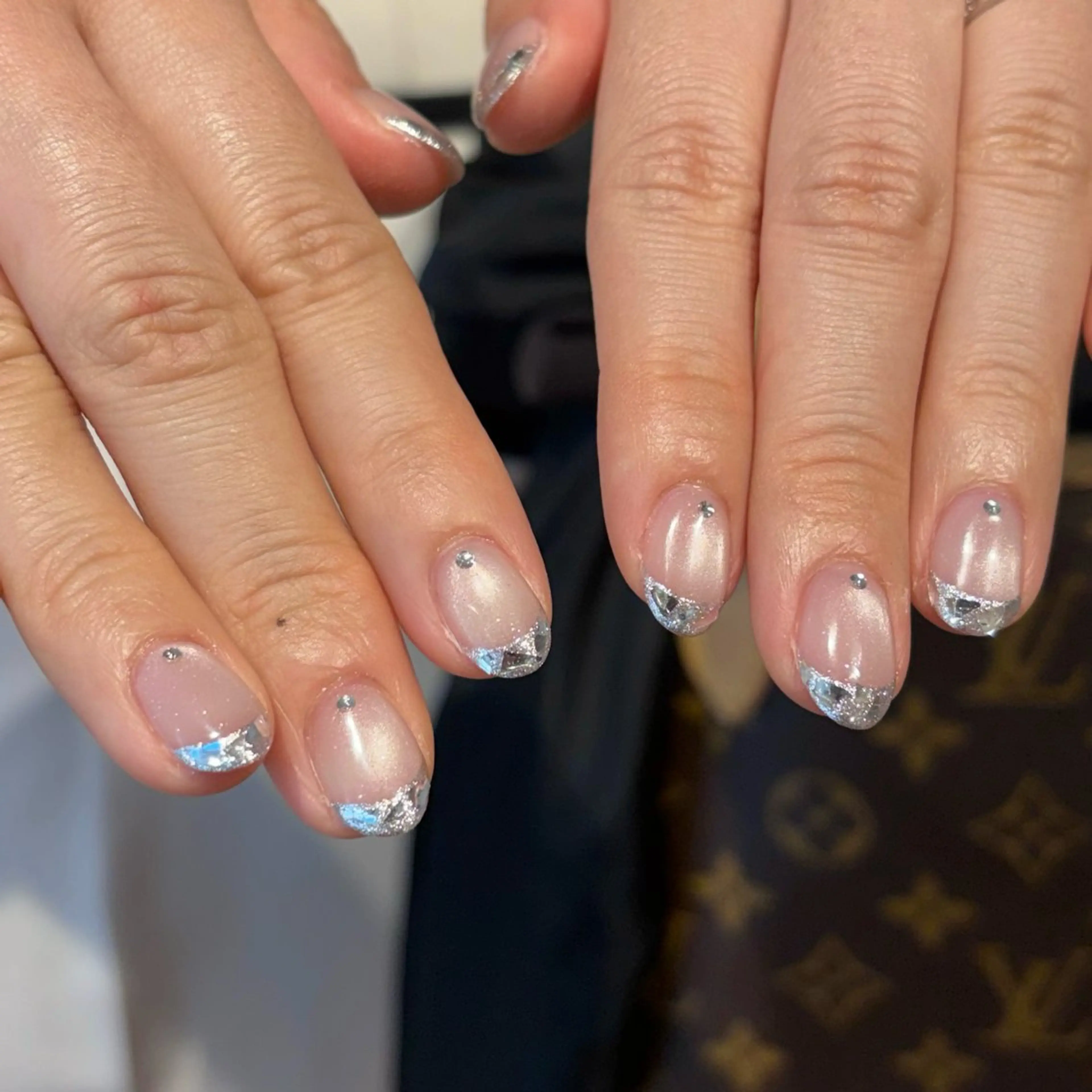 ネイル フレンチネイル ガラスフレンチ 氷ネイル・うるうるネイル キラキラネイル マグネットネイル ハンドネイル Bianca名駅店 安田のネイルデザイン