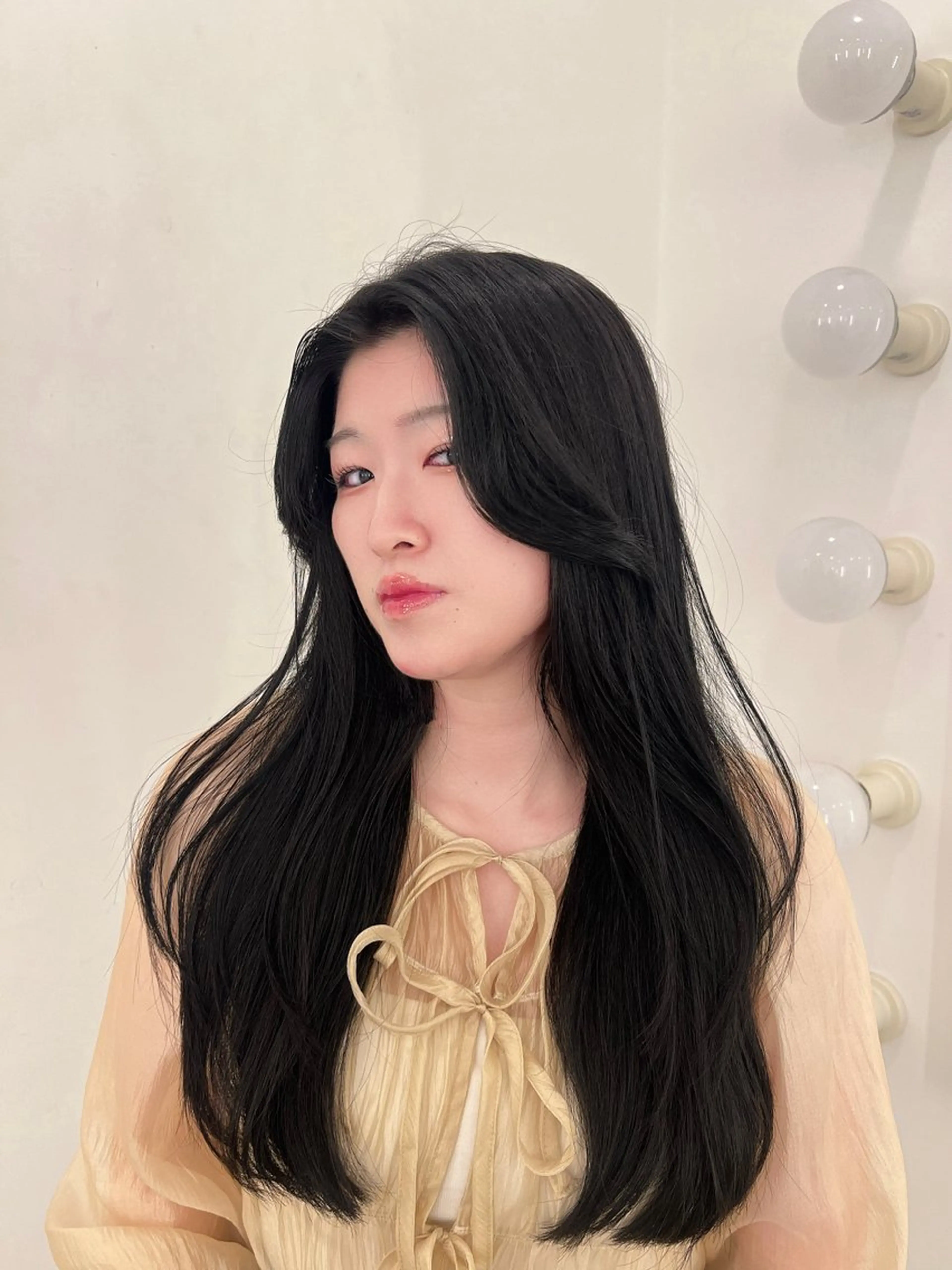 ロング カラー 韓国風ヘア レイヤーカット KEYMAN MEGUMIのヘアスタイル