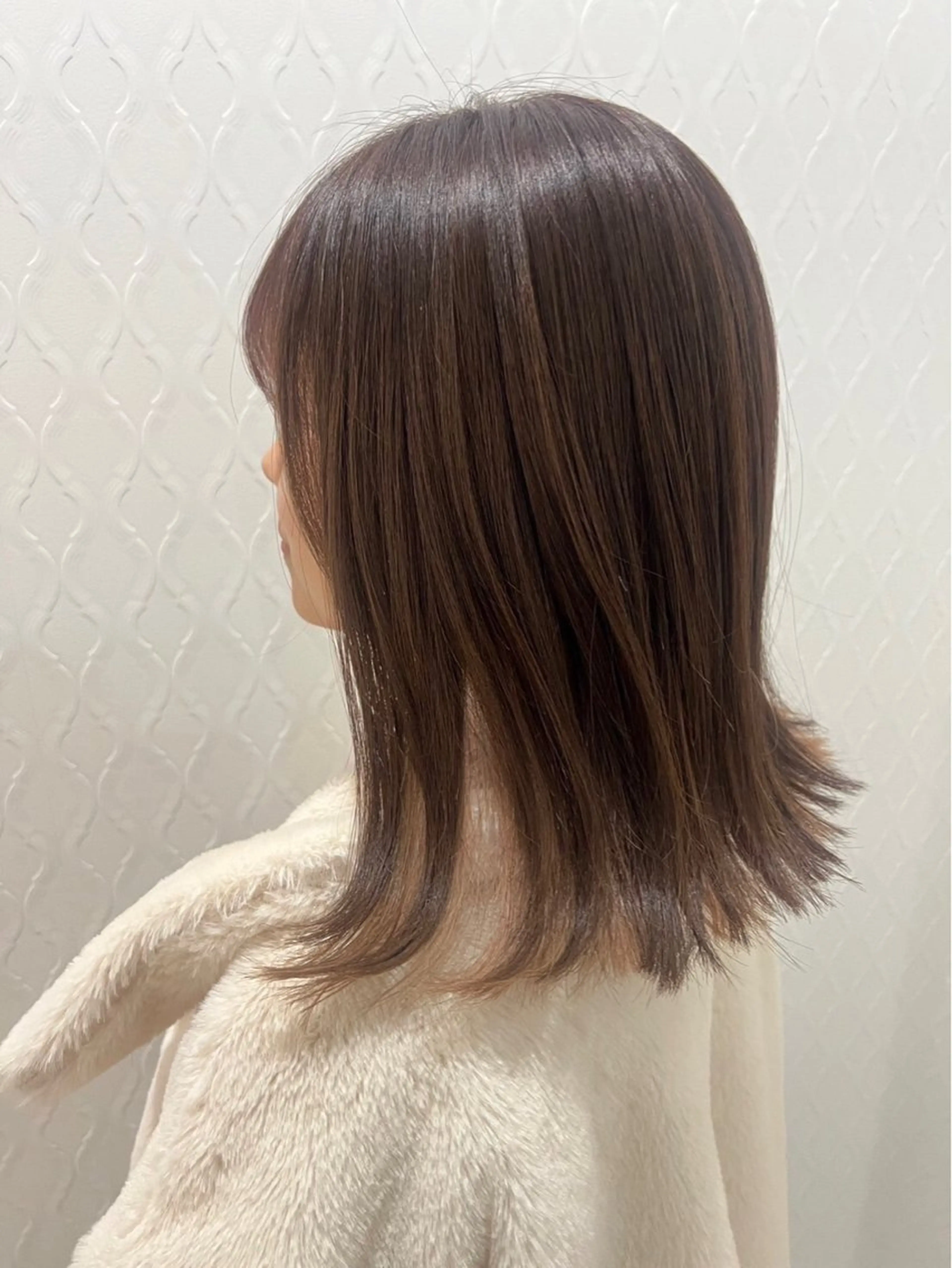 カラー bambi PETZのヘアスタイル