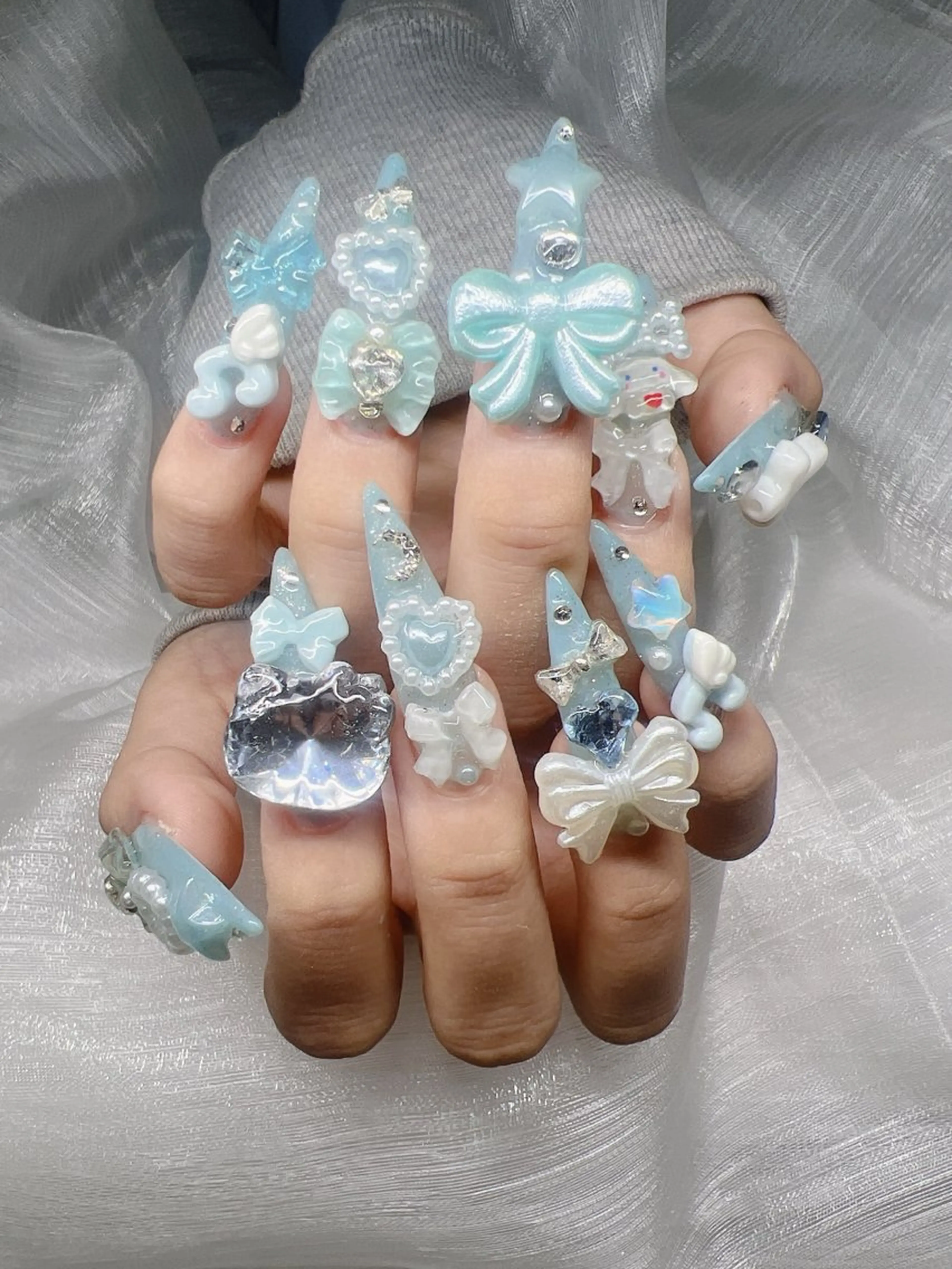 ネイル 長さ出し グラデーション キラキラネイル マグネットネイル ニュアンスネイル ハンドネイル Lee Nails チップ長さだし専門店のネイルデザイン