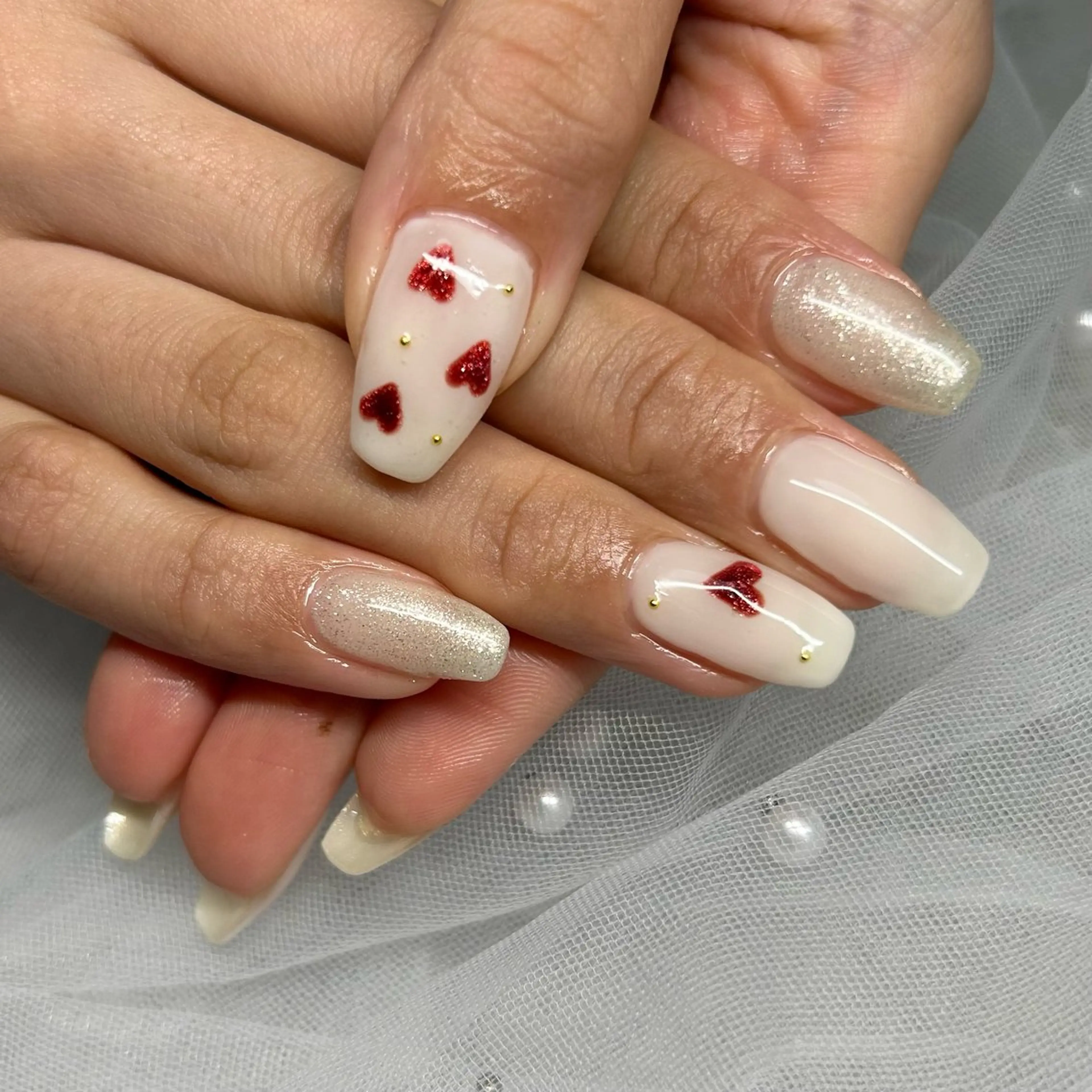 ネイル ハート キラキラネイル マグネットネイル ハンドネイル ten nail salon　かえでのネイルデザイン