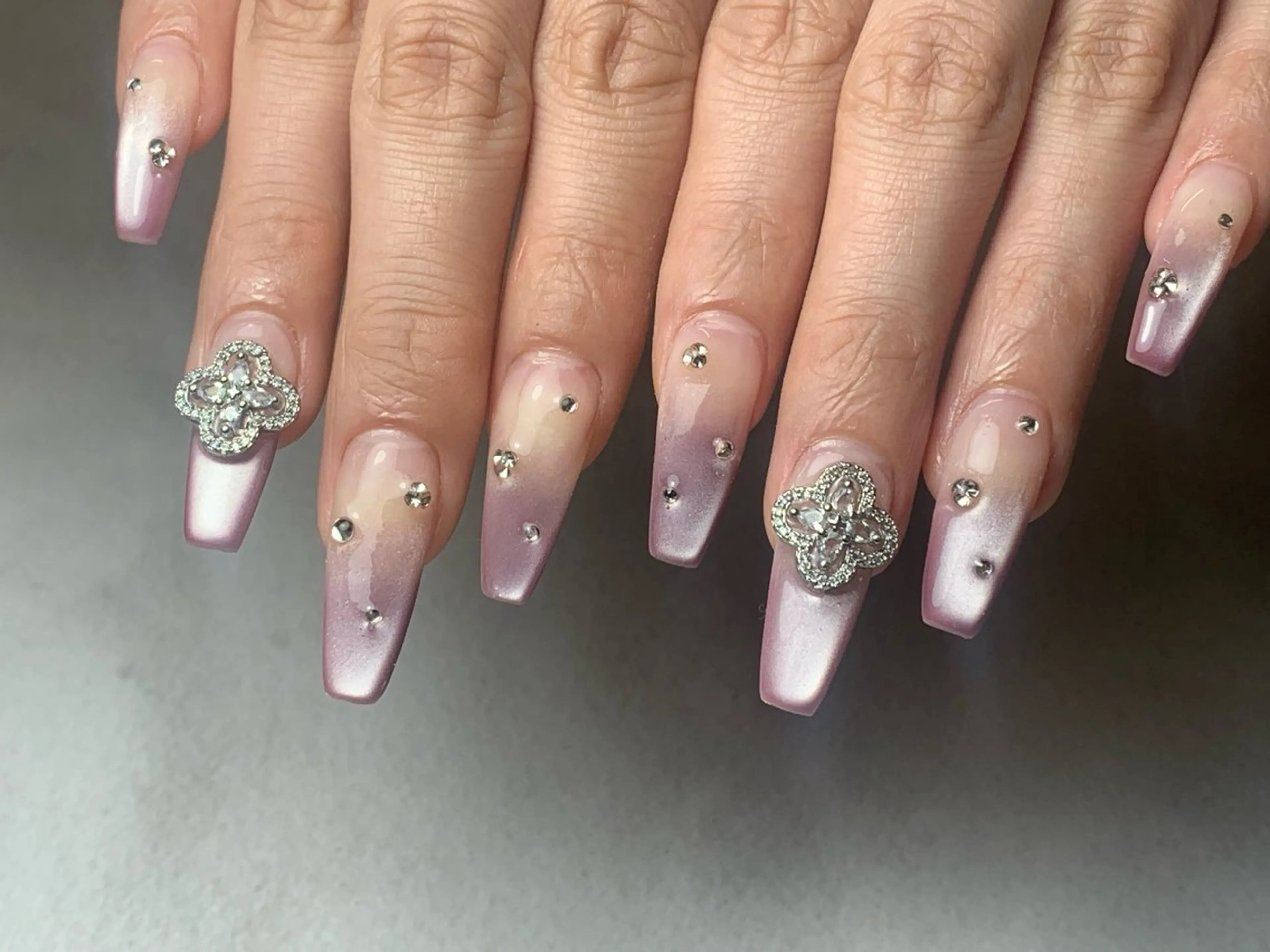 ネイル ハンドネイル KARMA salonのネイルデザイン
