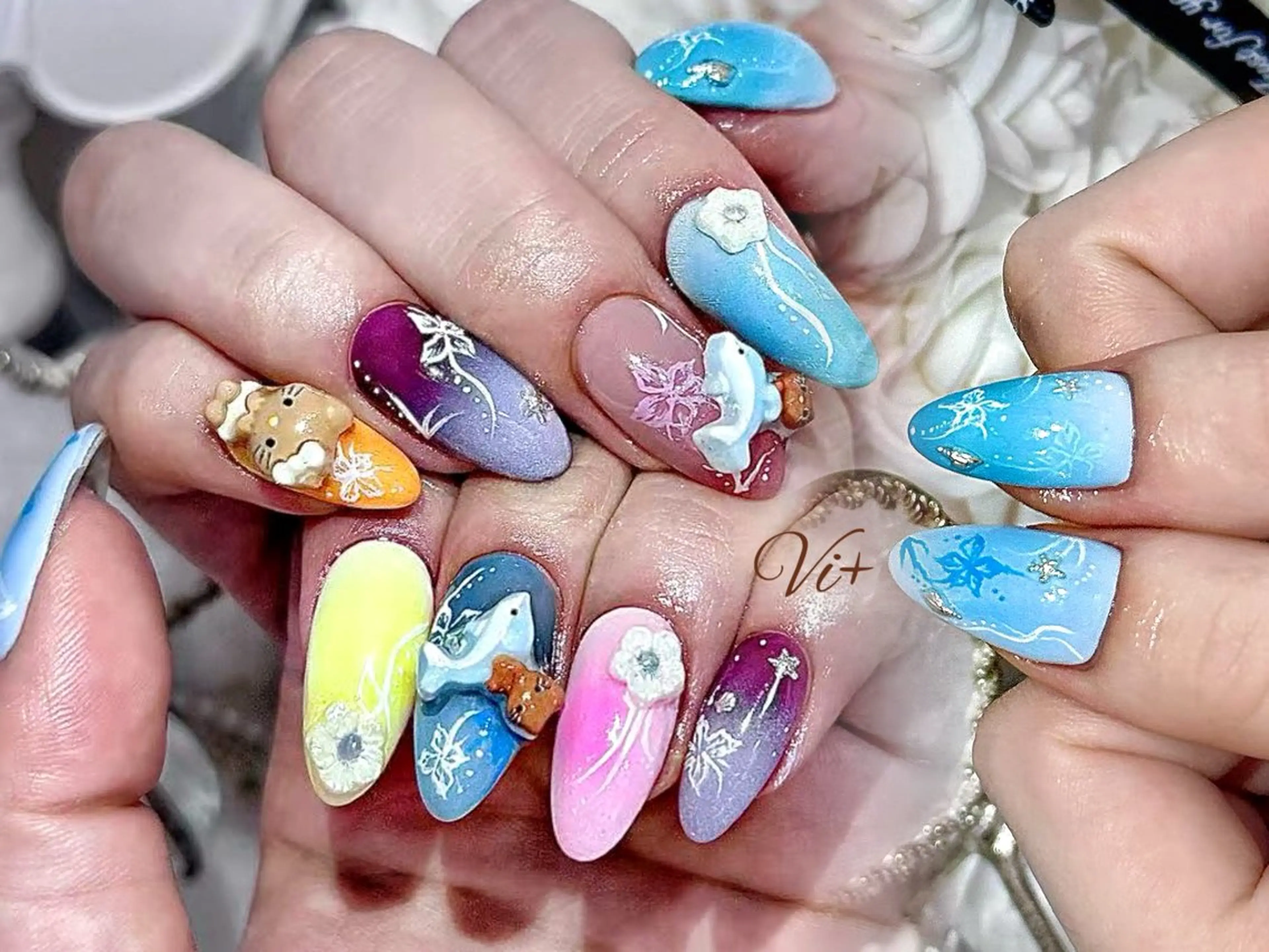 ネイル ハンドネイル ✨Nailsalon Vi+✨のネイルデザイン