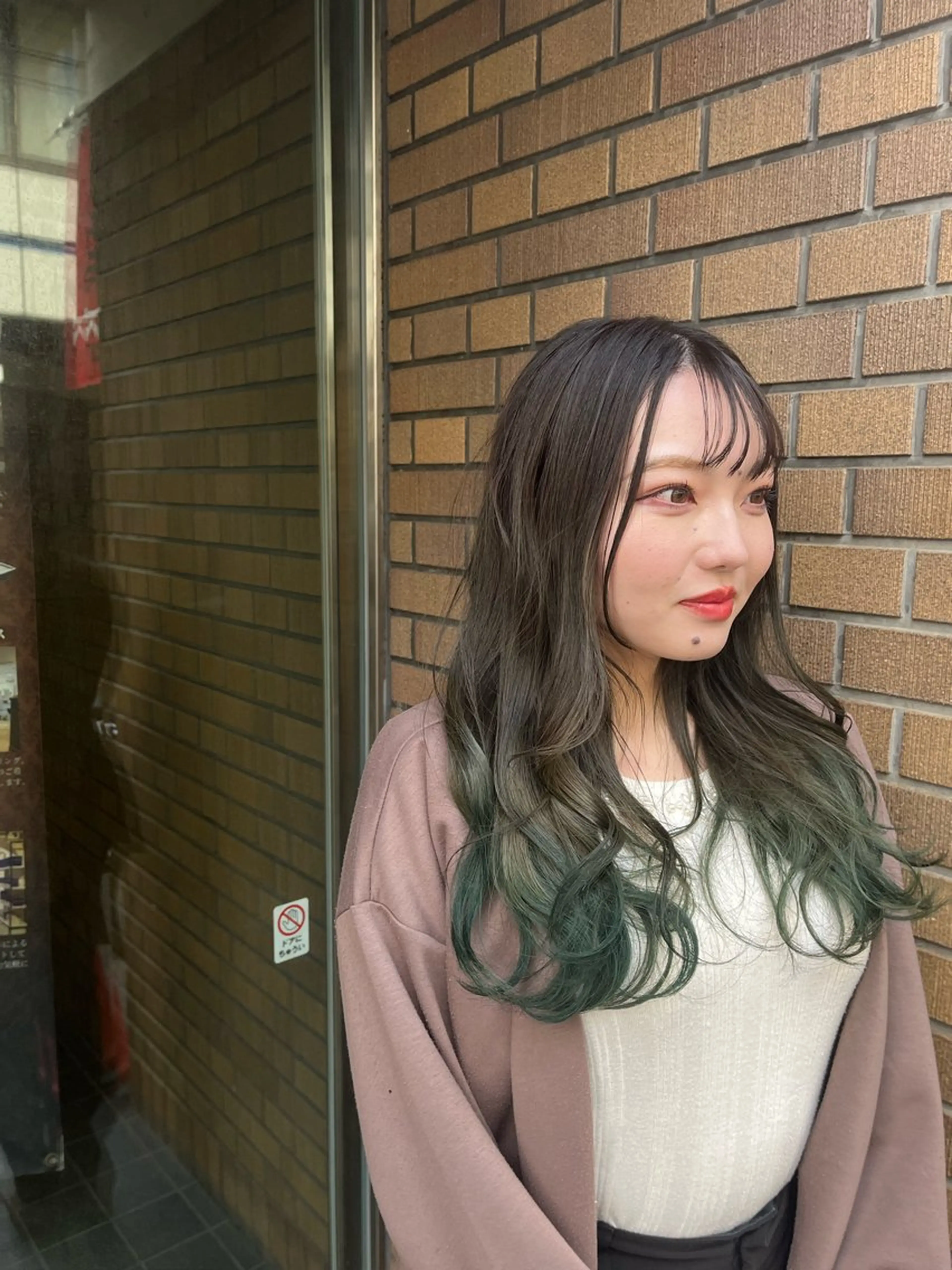 ミディアム カラー 野村 朋生のヘアスタイル