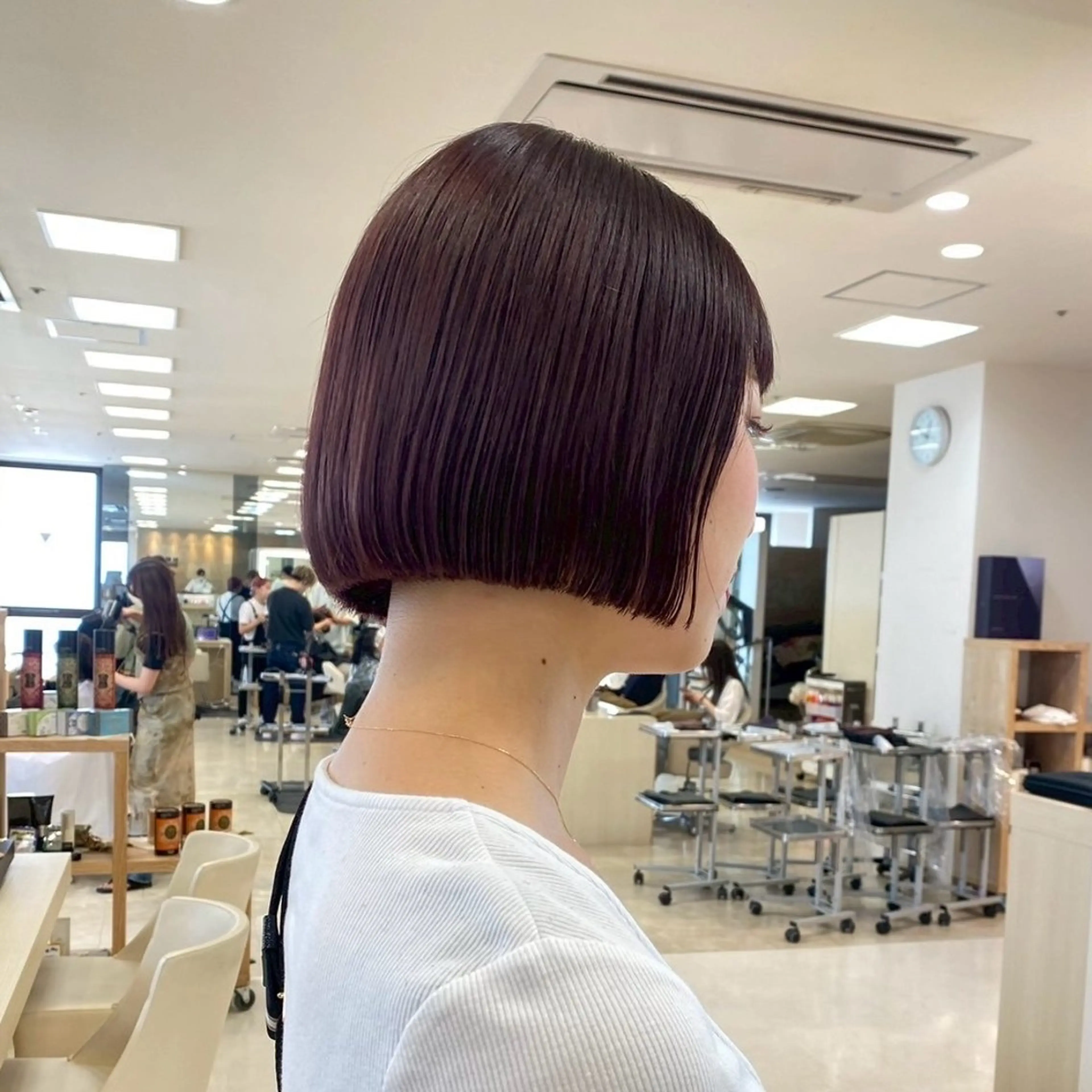 ショート カラー 透明感カラー🫧 ベージュ✴︎meiのヘアスタイル