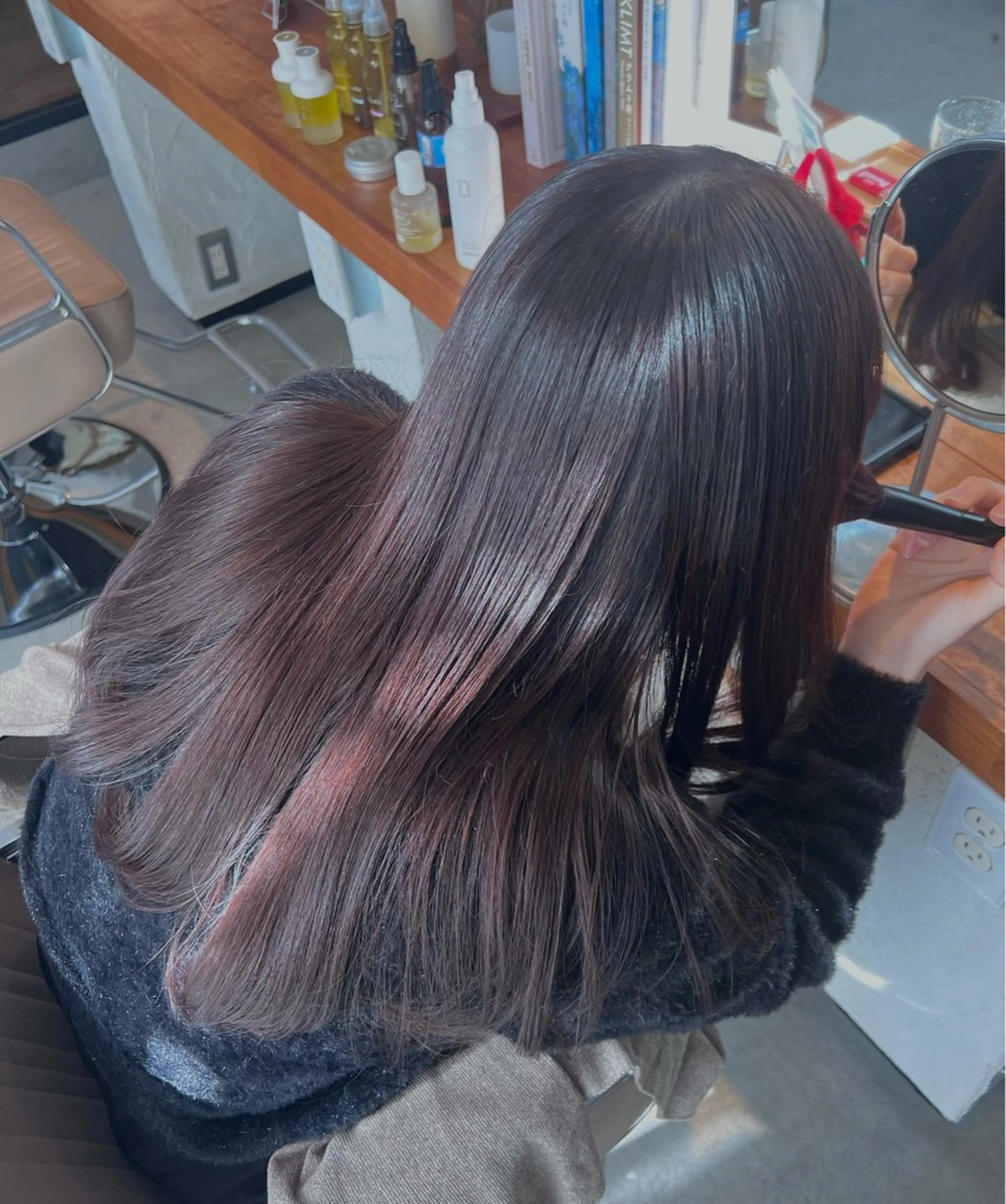 ロング カラー ブラウンカラー レッドカラー レッドブラウン ヘアカラー かとう りなのヘアスタイル