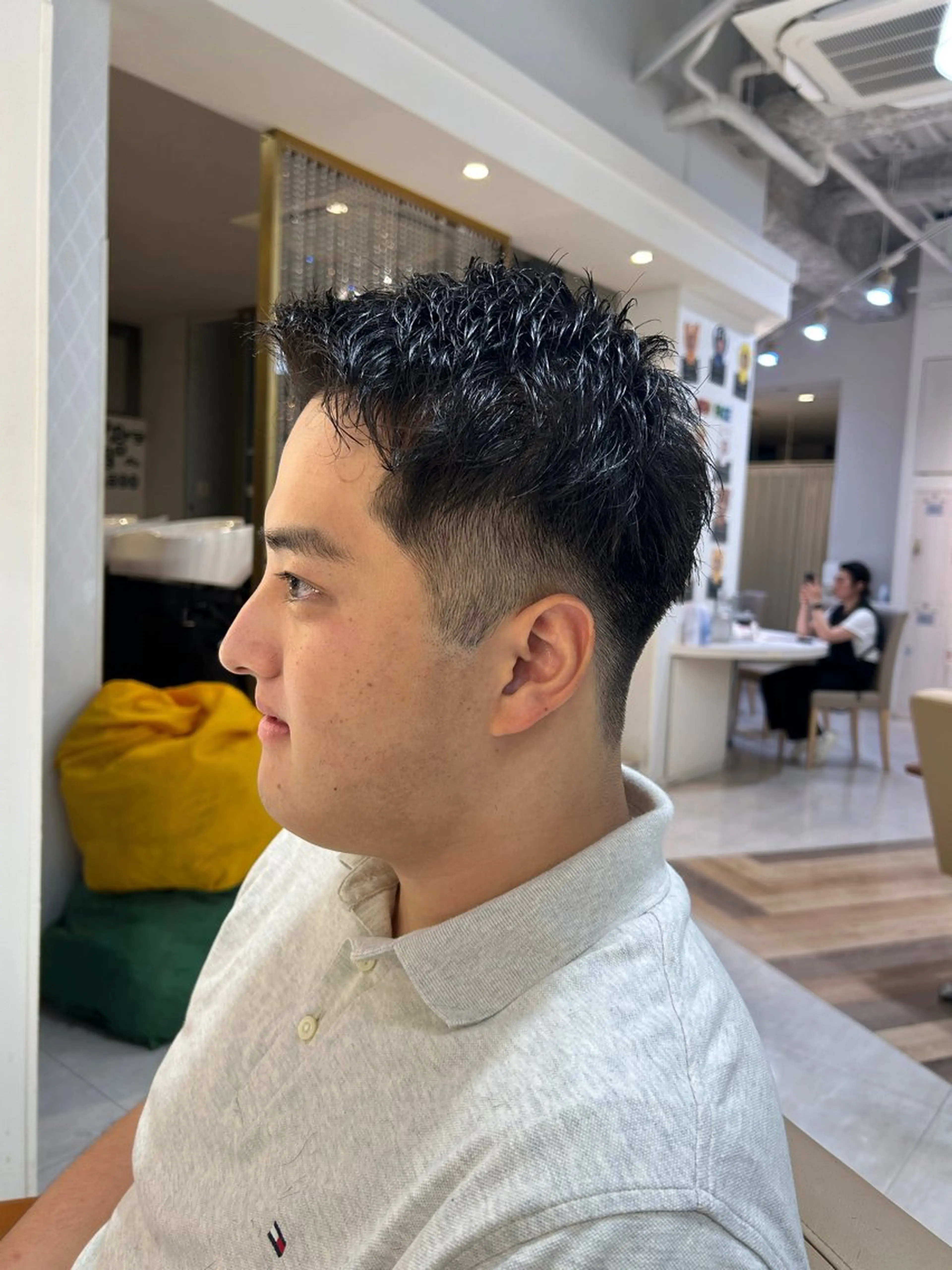 メンズ ヘアーメイクウィル野田阪神店所属・Yuu/髪質改善 デザインカラーのヘアスタイル