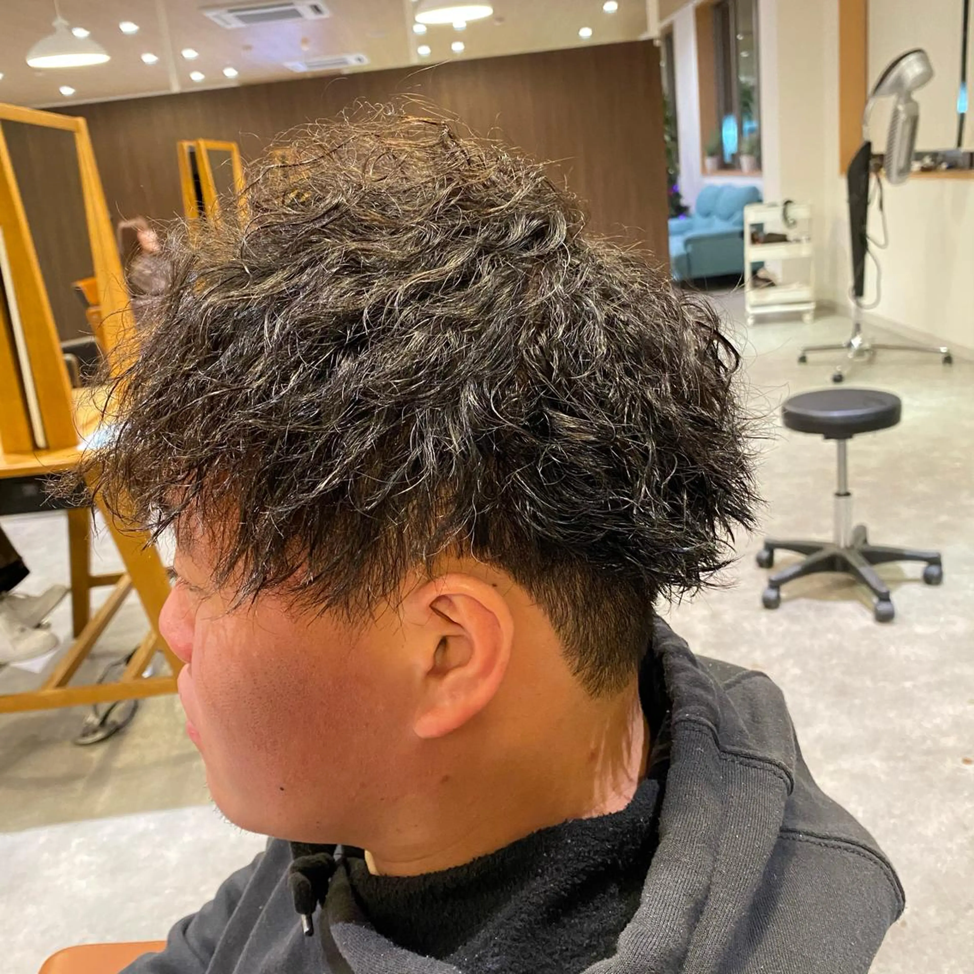 パーマ メンズ 松本 直也のヘアスタイル