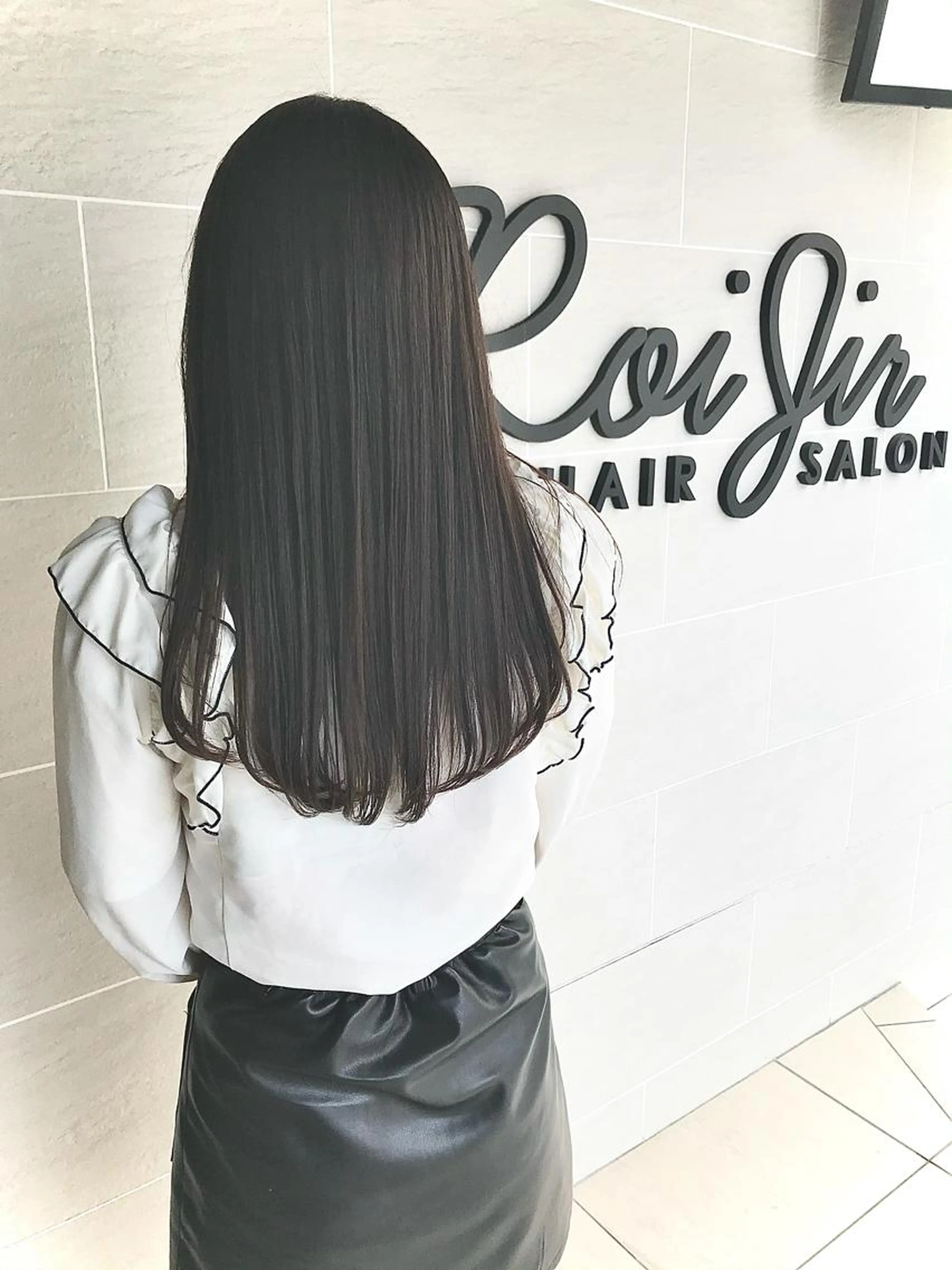 新規限定   広がり・うねる悩みに✴︎縮毛矯正  & 小顔似合わせカット&クイックトリートメントの写真