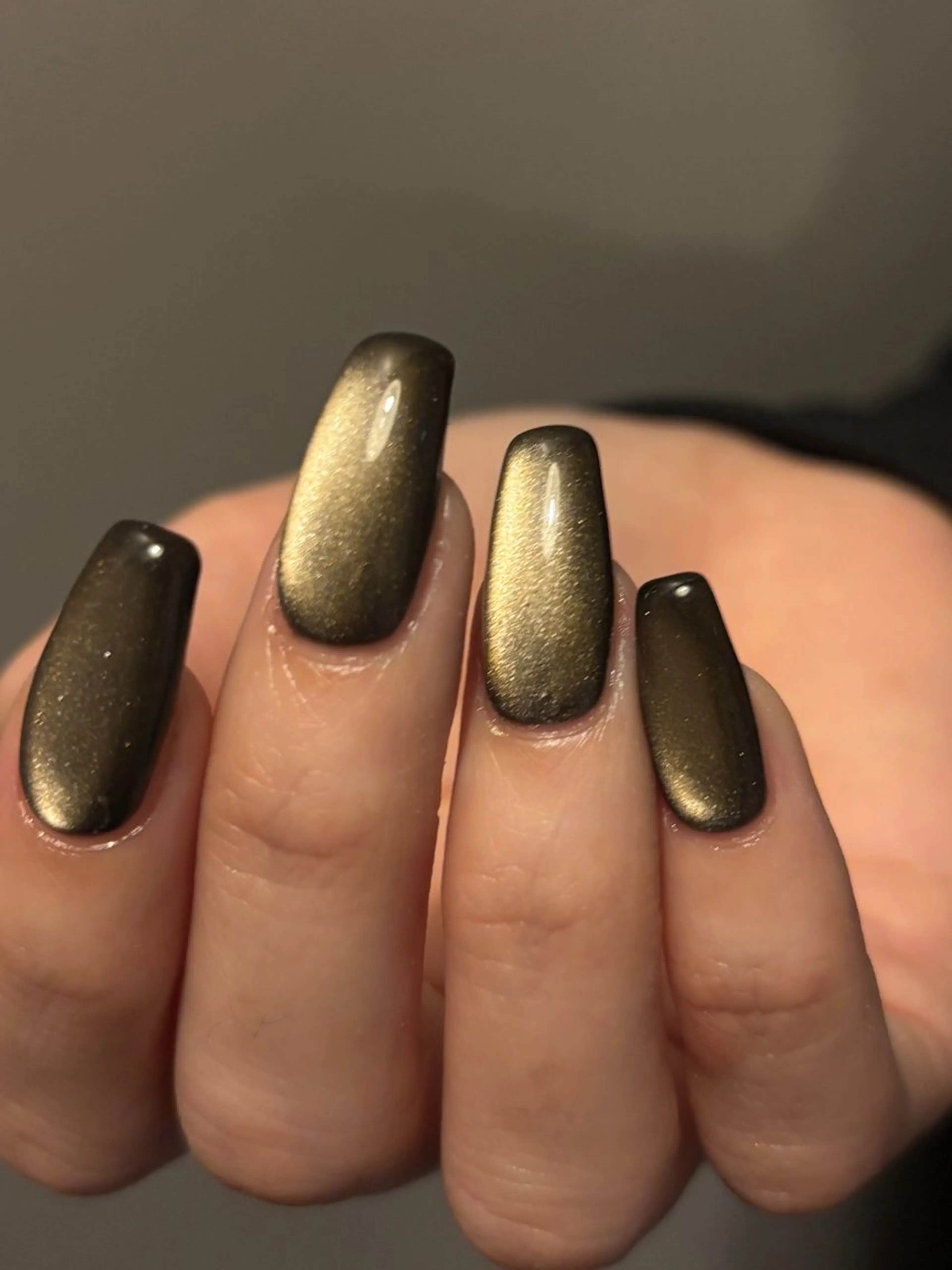 ネイル ブラウン マグネットネイル シンプルネイル ハンドネイル sister  mohawk所属・chika ／ nailのネイルデザイン