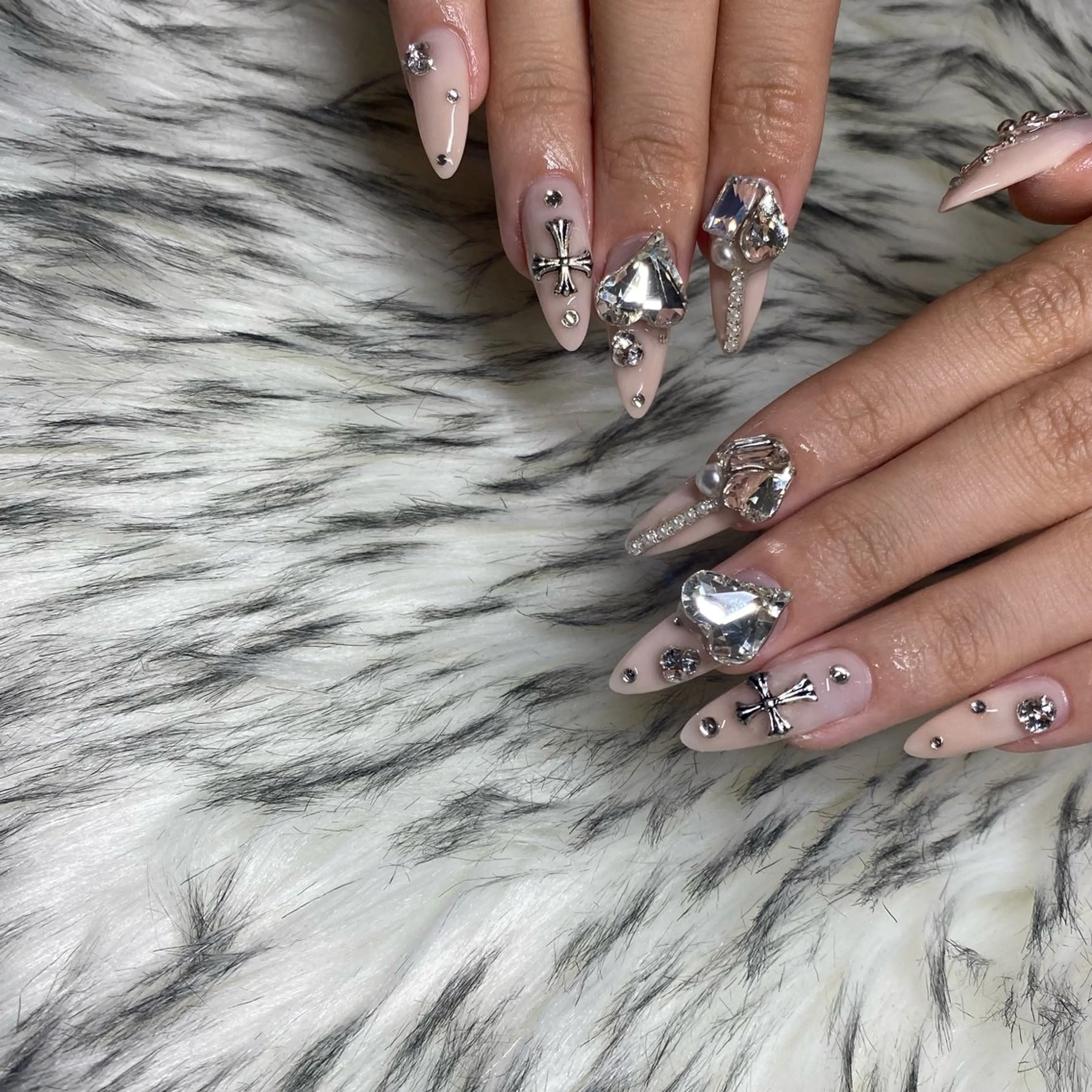 ネイル ハンドネイル la vie Luire所属・la vie Luire アスカのネイルデザイン