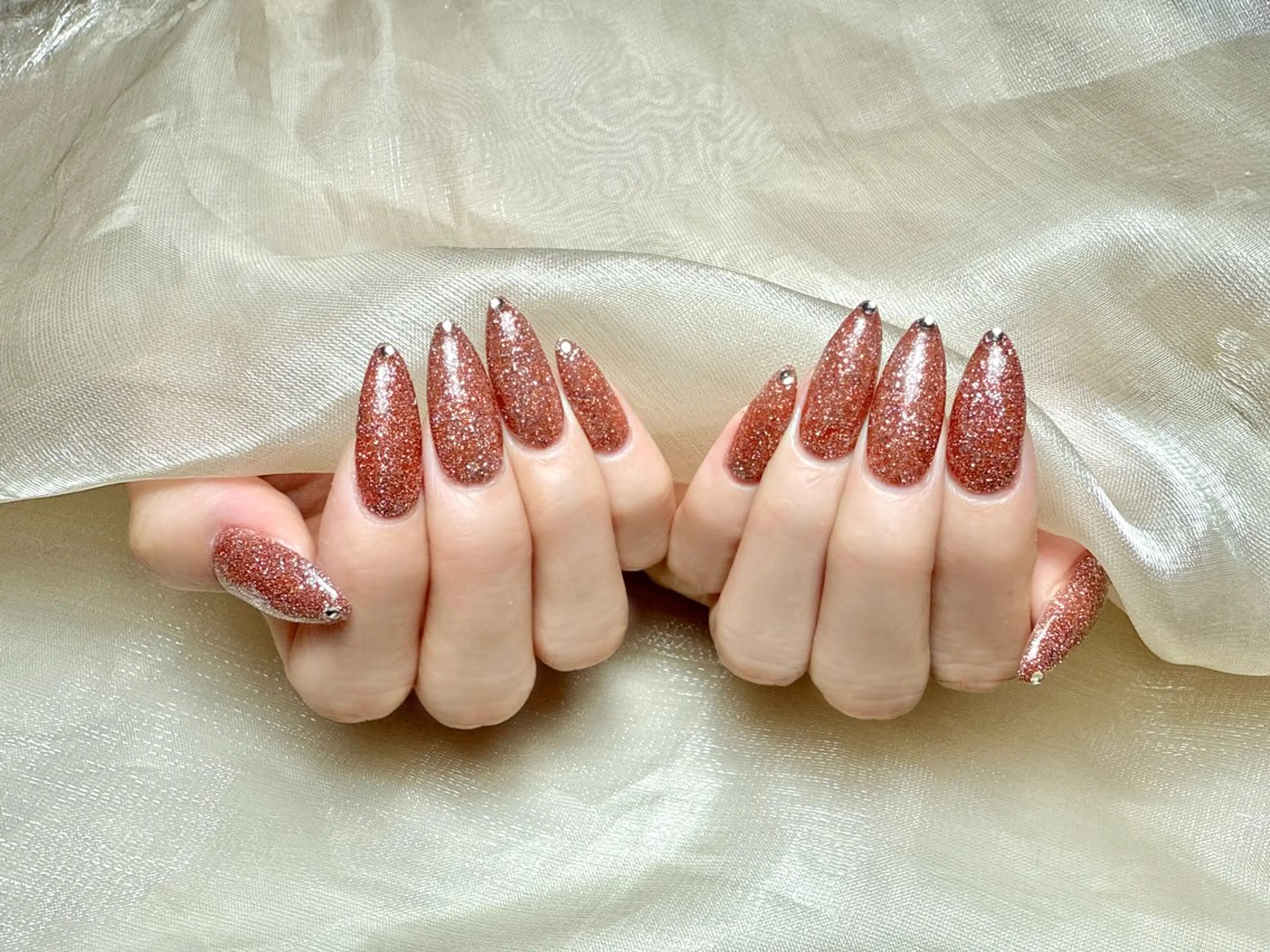 ネイル フラッシュネイル ストーンネイル ハンドネイル ハンドケア L.Nail所属・L. Nailのネイルデザイン