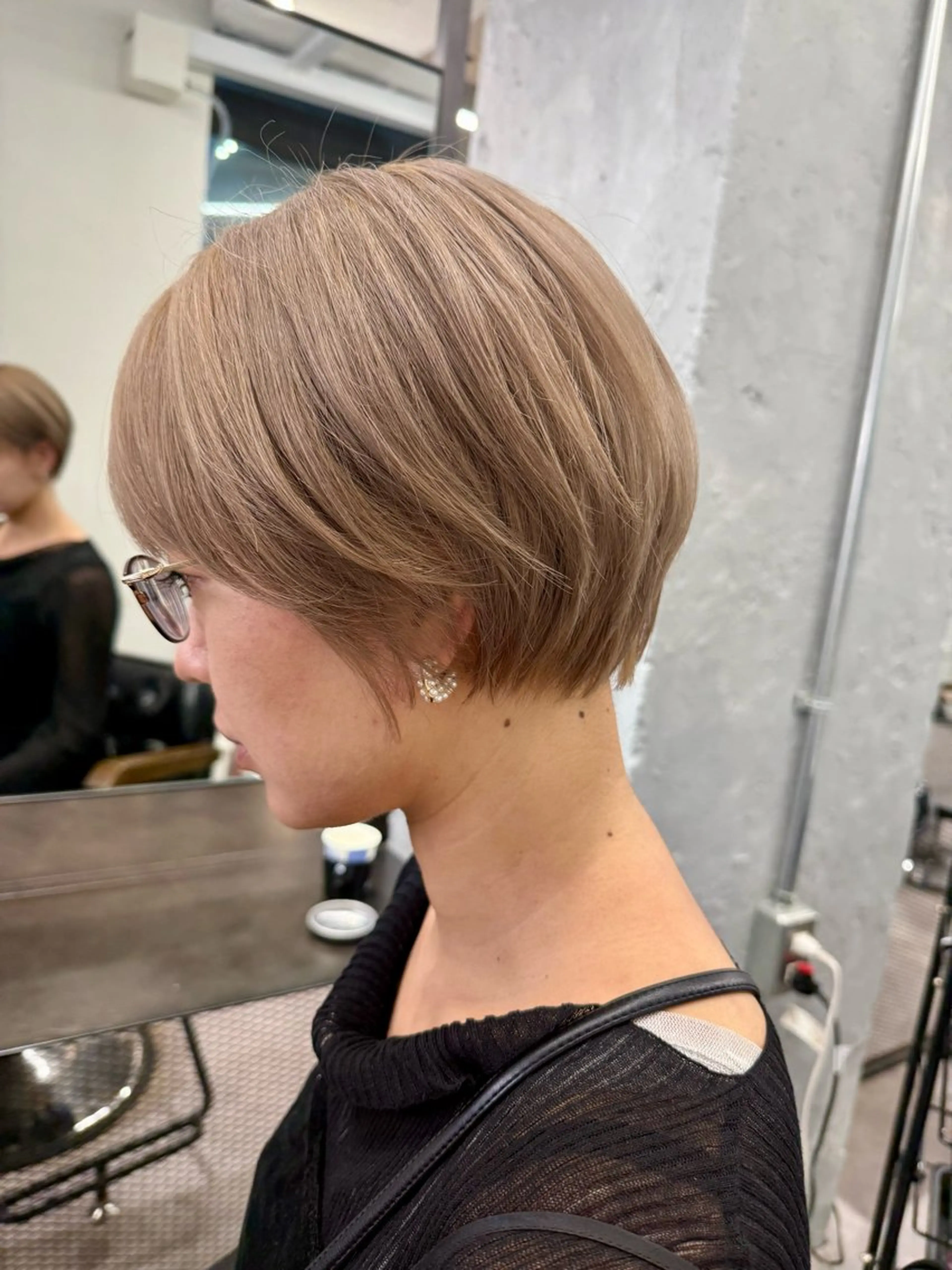 ショート カラー ヘアカラー 色気レイヤー& ショートはお任せ🌟のヘアスタイル