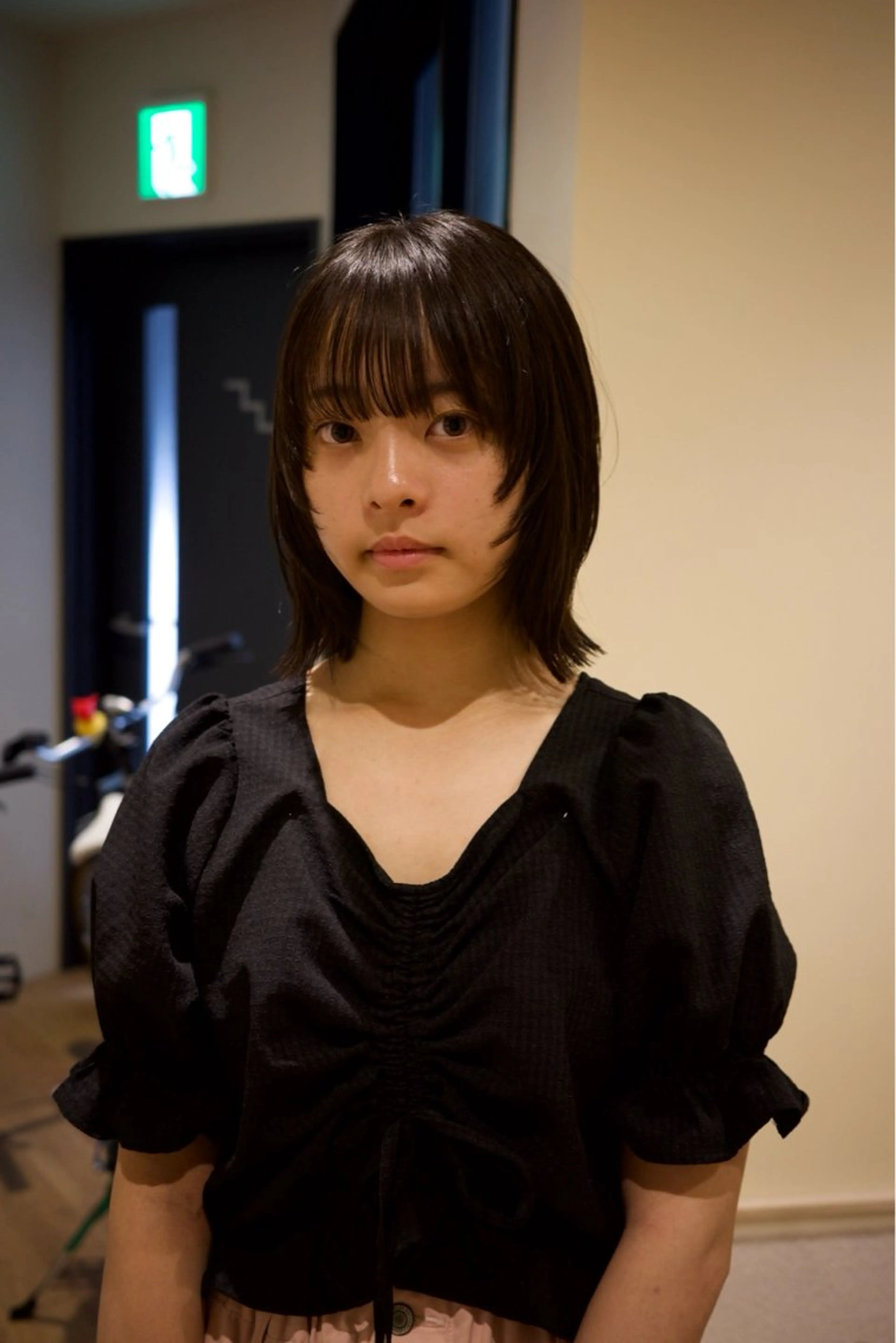 ミディアム カサイ シオンのヘアスタイル