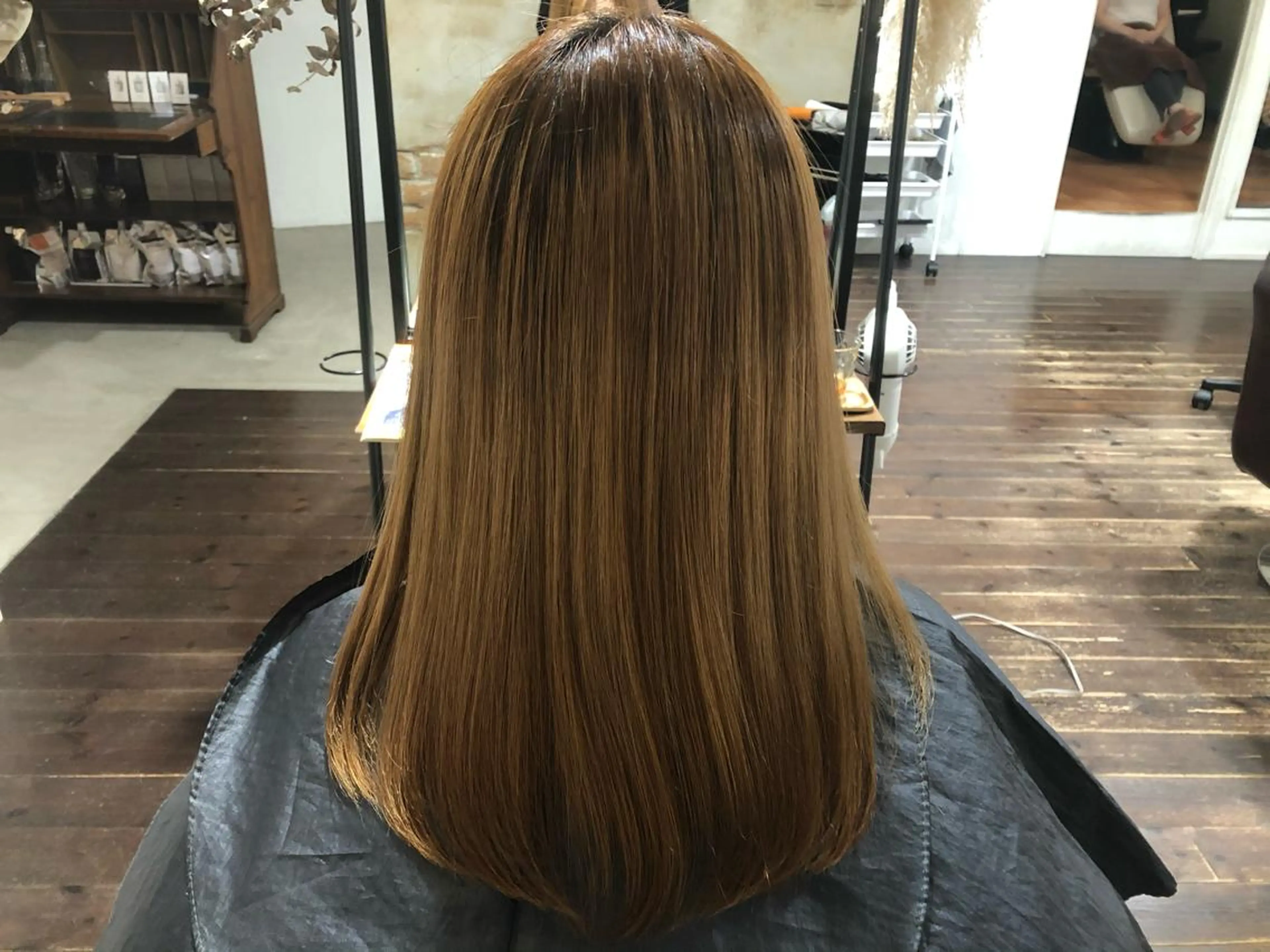 セミロング パーマ 酸性ストレート ストレートパーマ カット トリートメント パ ルのヘアスタイル