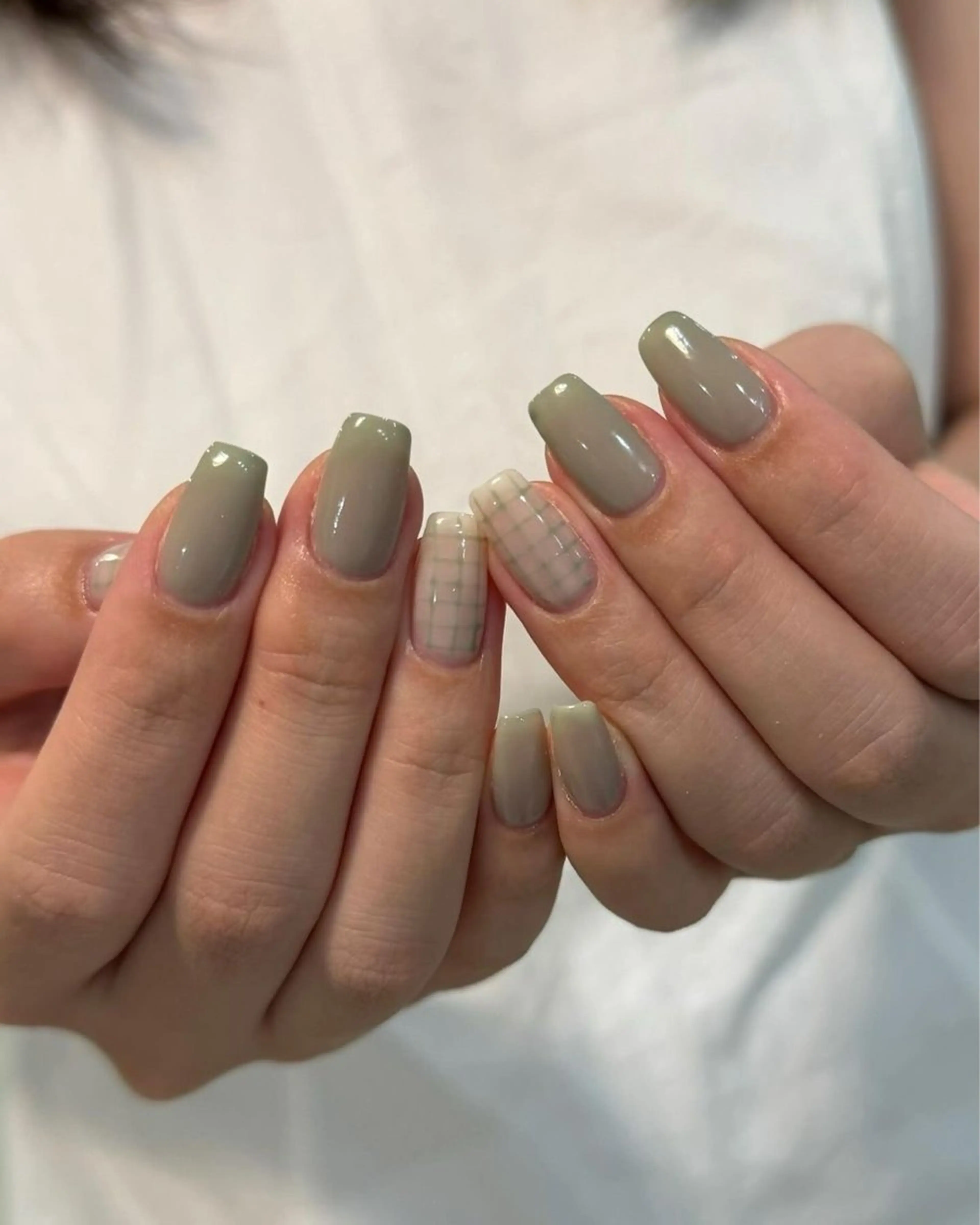 【HAND】ワンカラー＋チェックアート1本 ¥6,800の写真