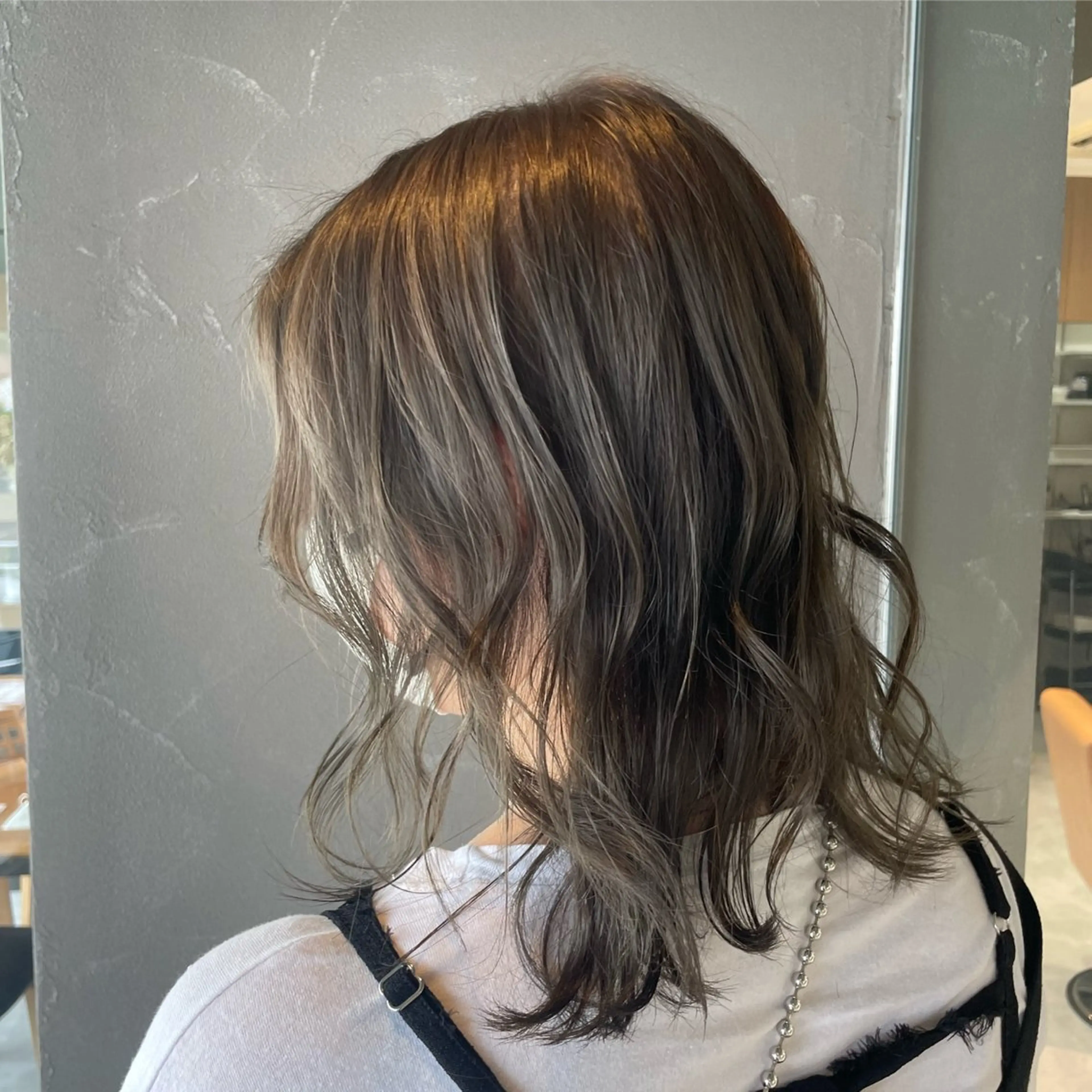ミディアム カラー charme by sarah/ aoiのヘアスタイル