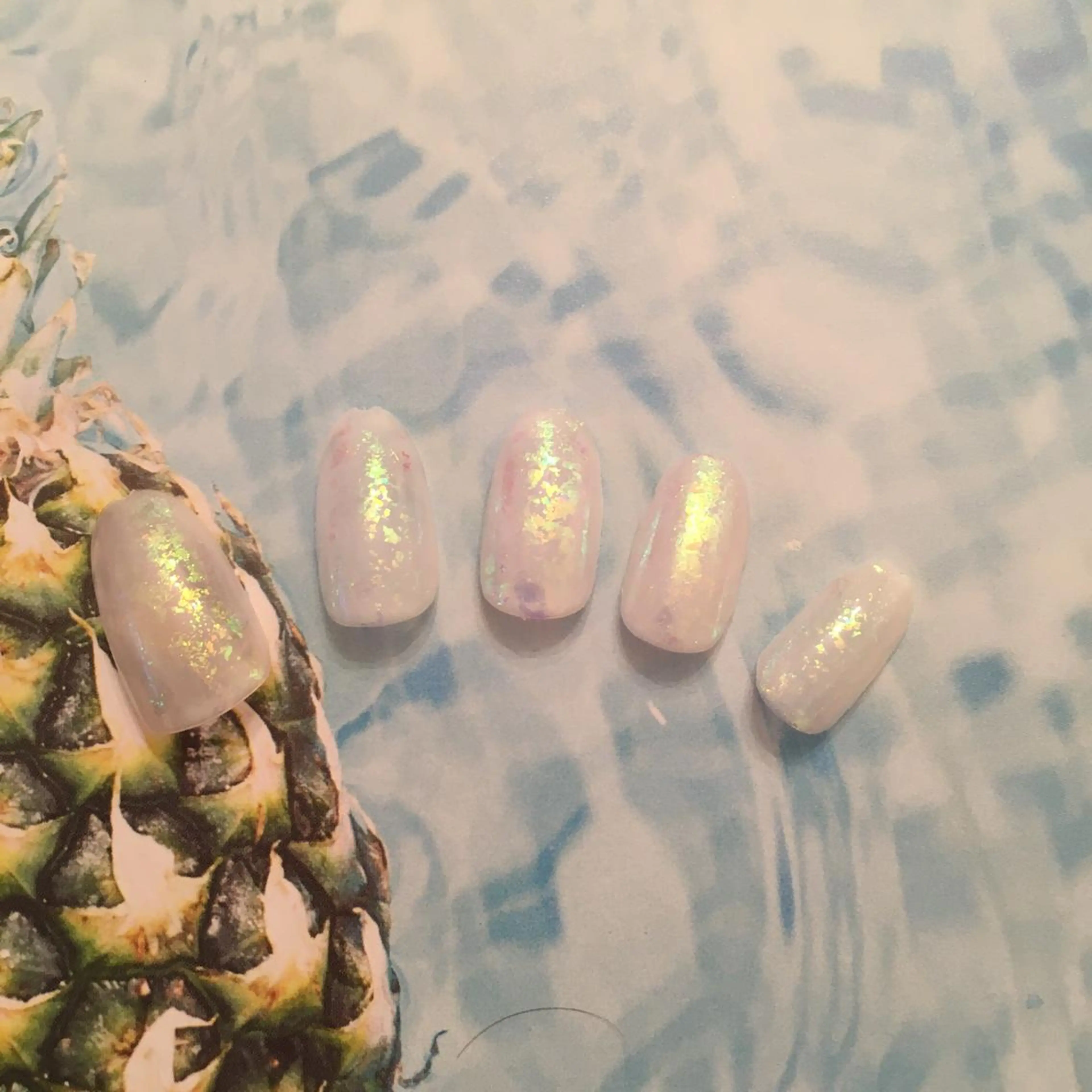 ネイル オーロラネイル ネイルサロン ショコラのネイルデザイン