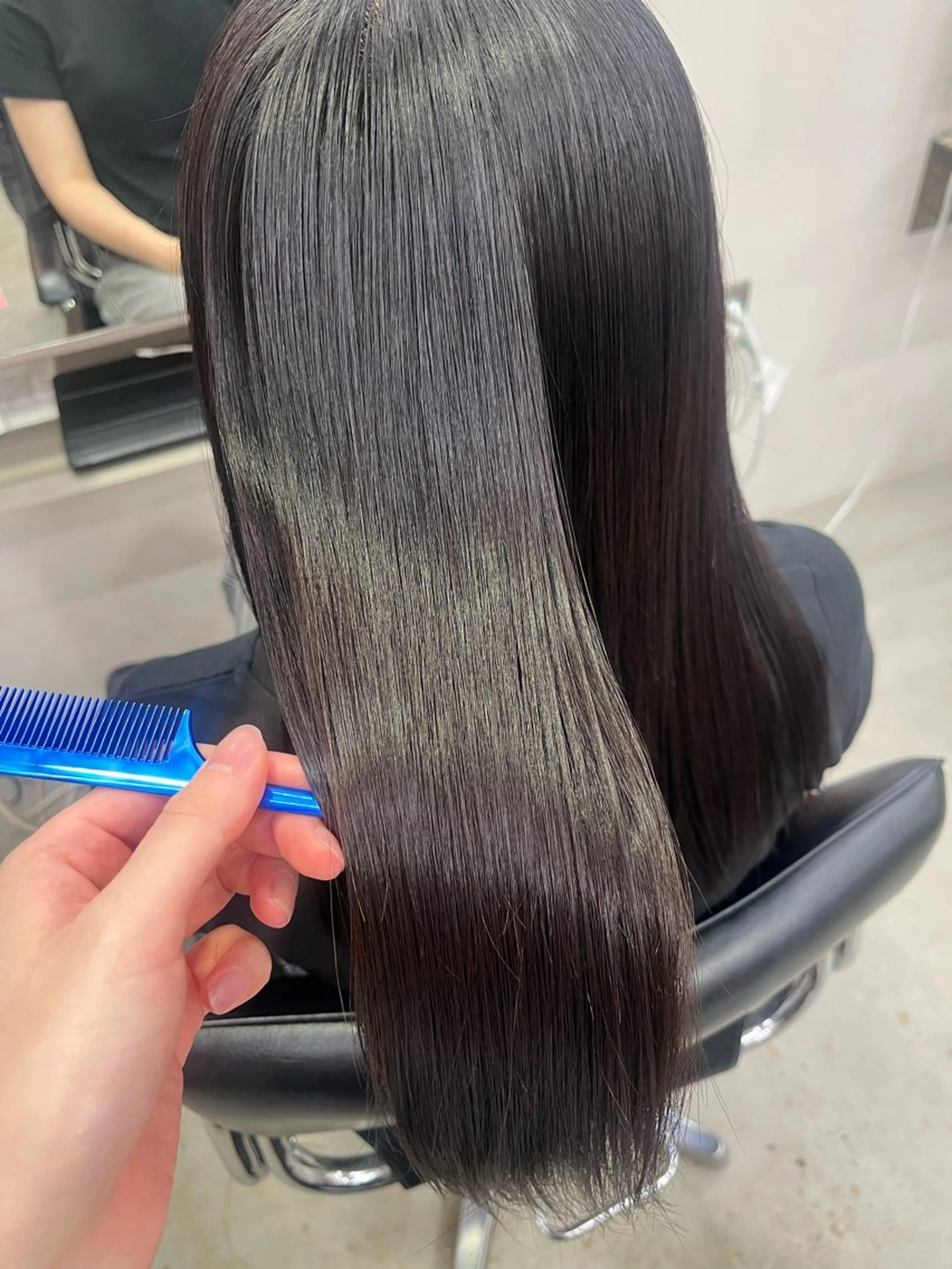 【火・水・木限定】ツヤツヤストレートパーマ✨️※部分ストレート限定の写真
