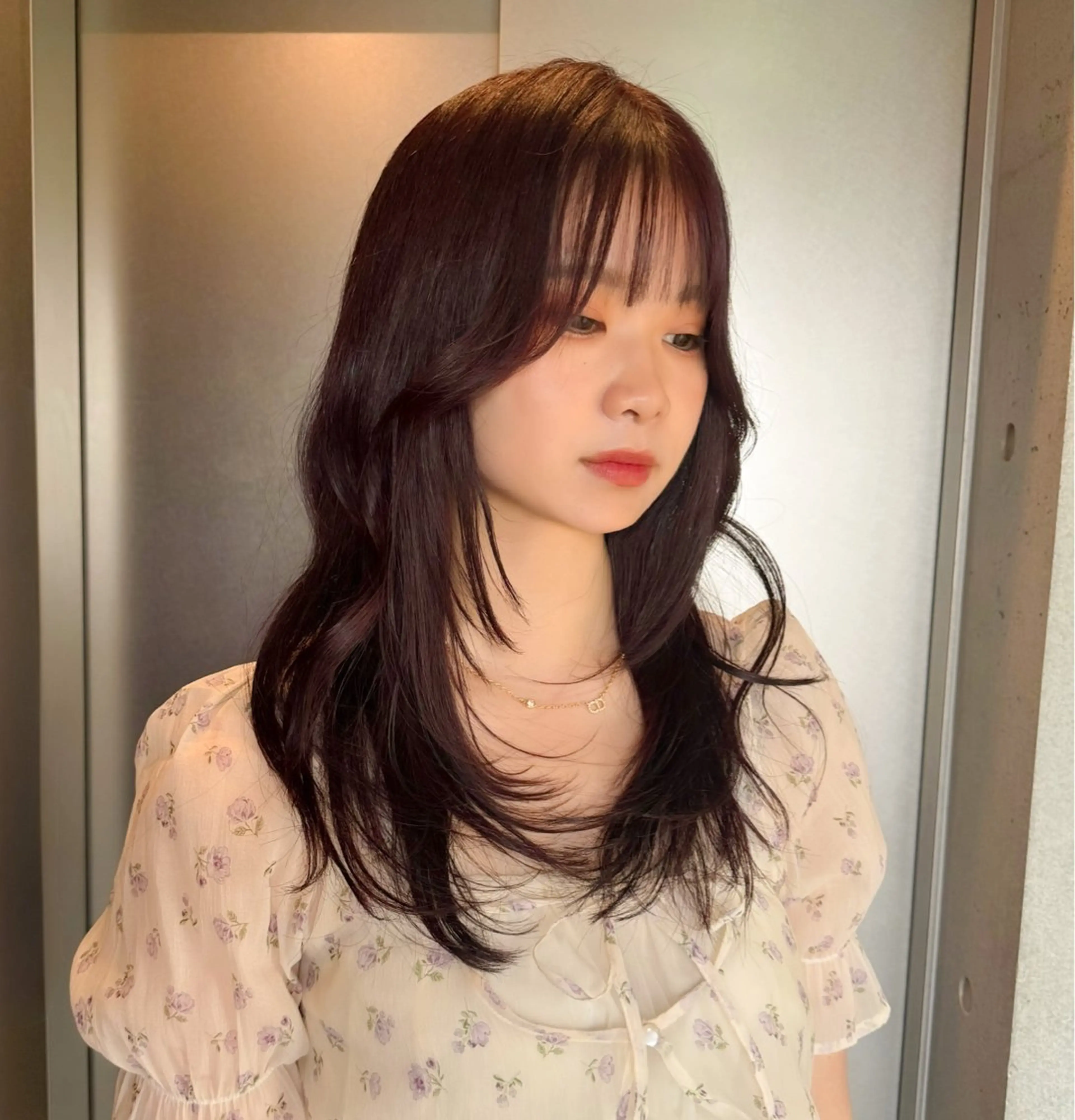 セミロング カラー くびれヘア レイヤーカット カット ヘアカラー トリートメント ヘッドスパ 自分だけの/暖色/ レイヤー/ゆいかずきのヘアスタイル