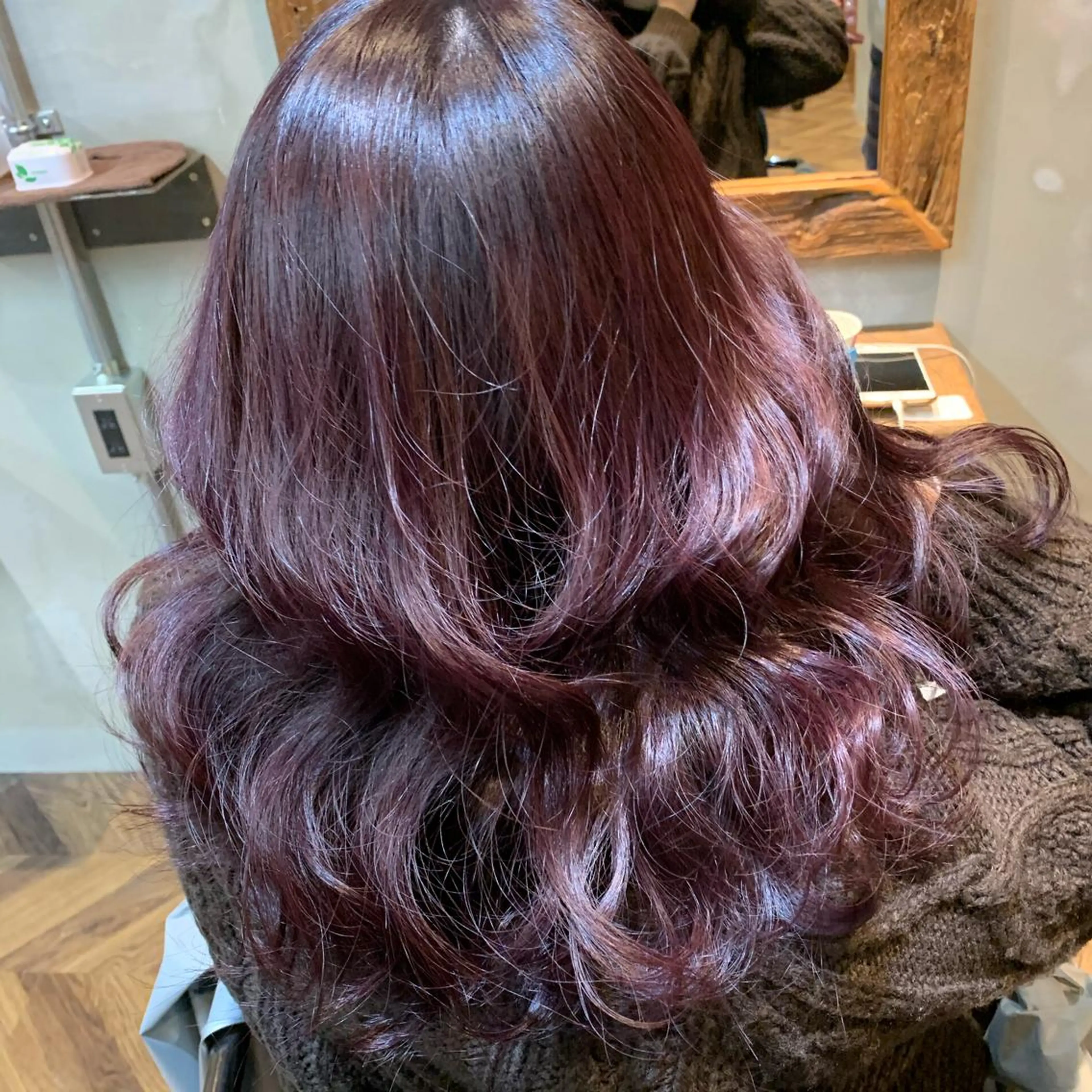 セミロング カラー ピンクカラー マホ/日吉/髪質改善 /レイヤー/ガーリーのヘアスタイル