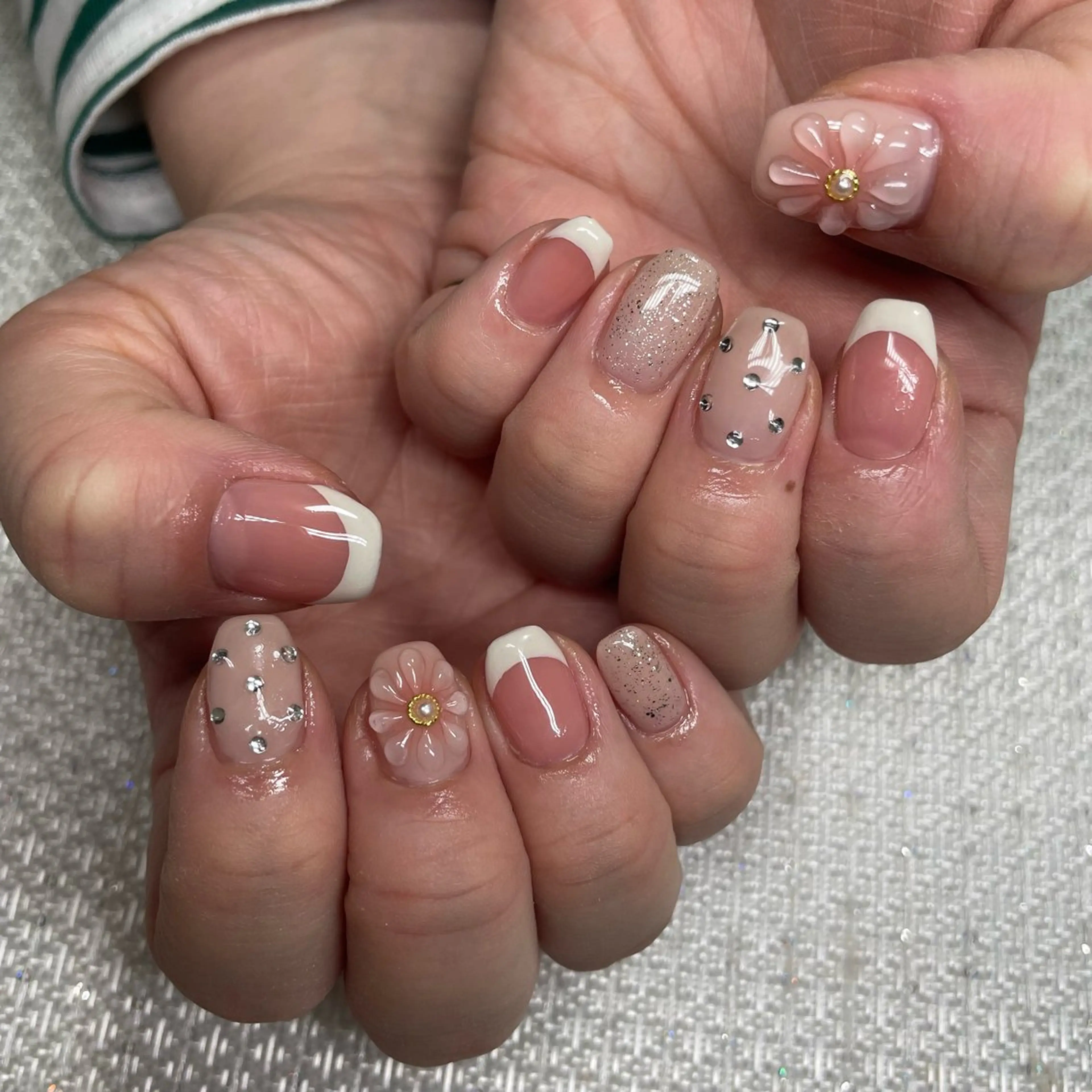 ネイル ハンドネイル MoonLight MIHOのネイルデザイン