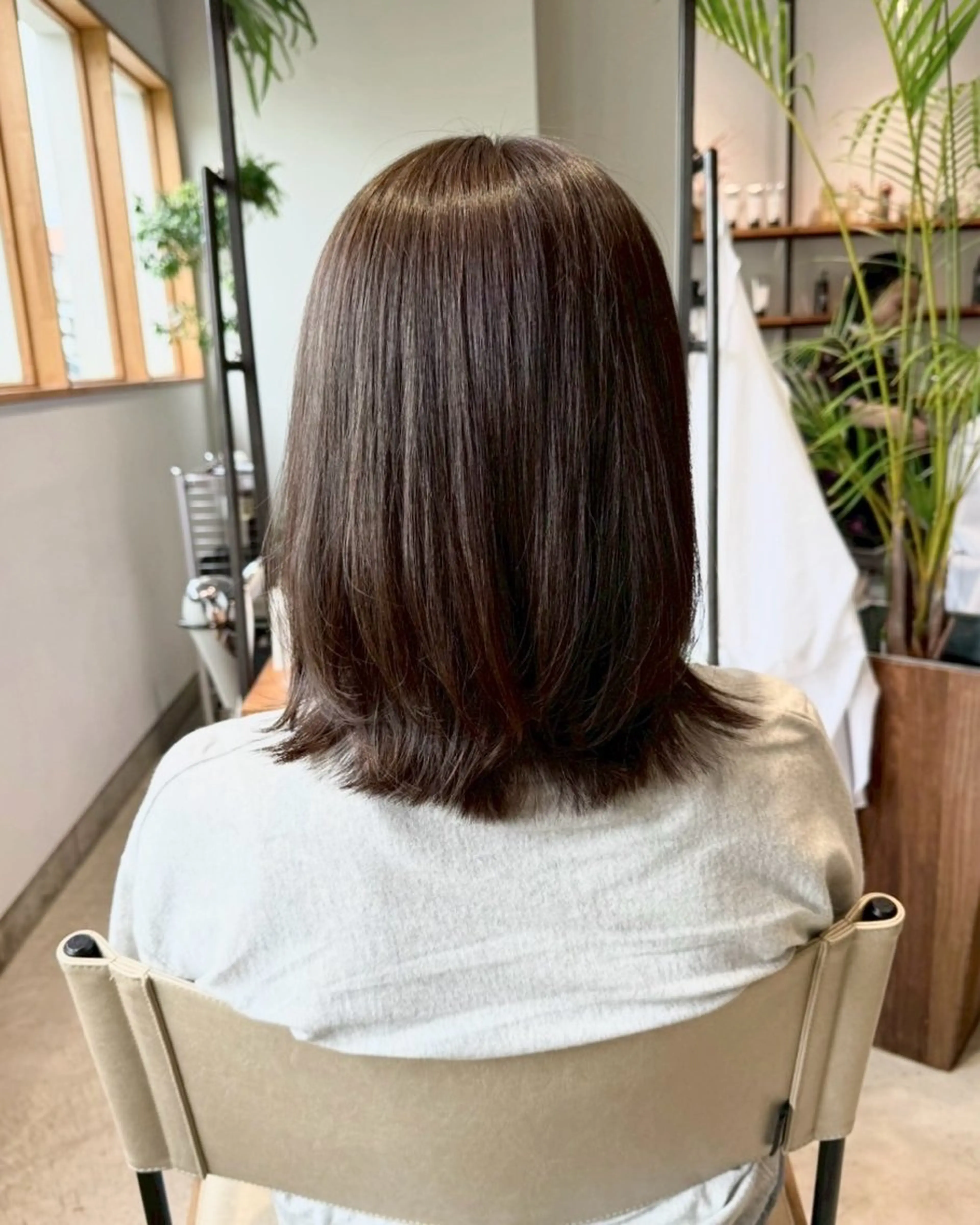 ミディアム カット ヘアカラー PARAISO南公園店所属・パライソ南公園店 中根 奈緒のヘアスタイル