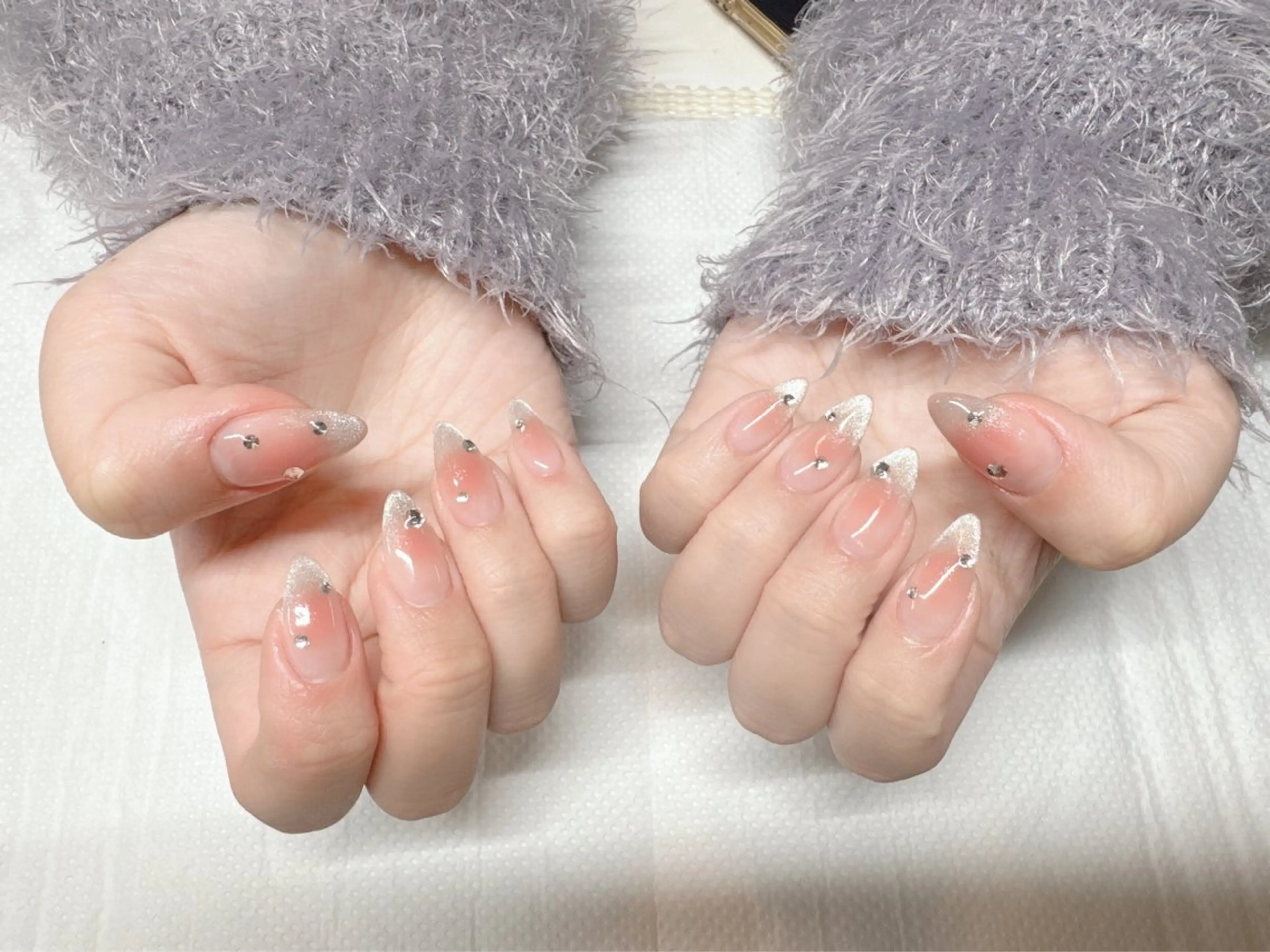 ブラッシュネイル💅【オフあり】の写真