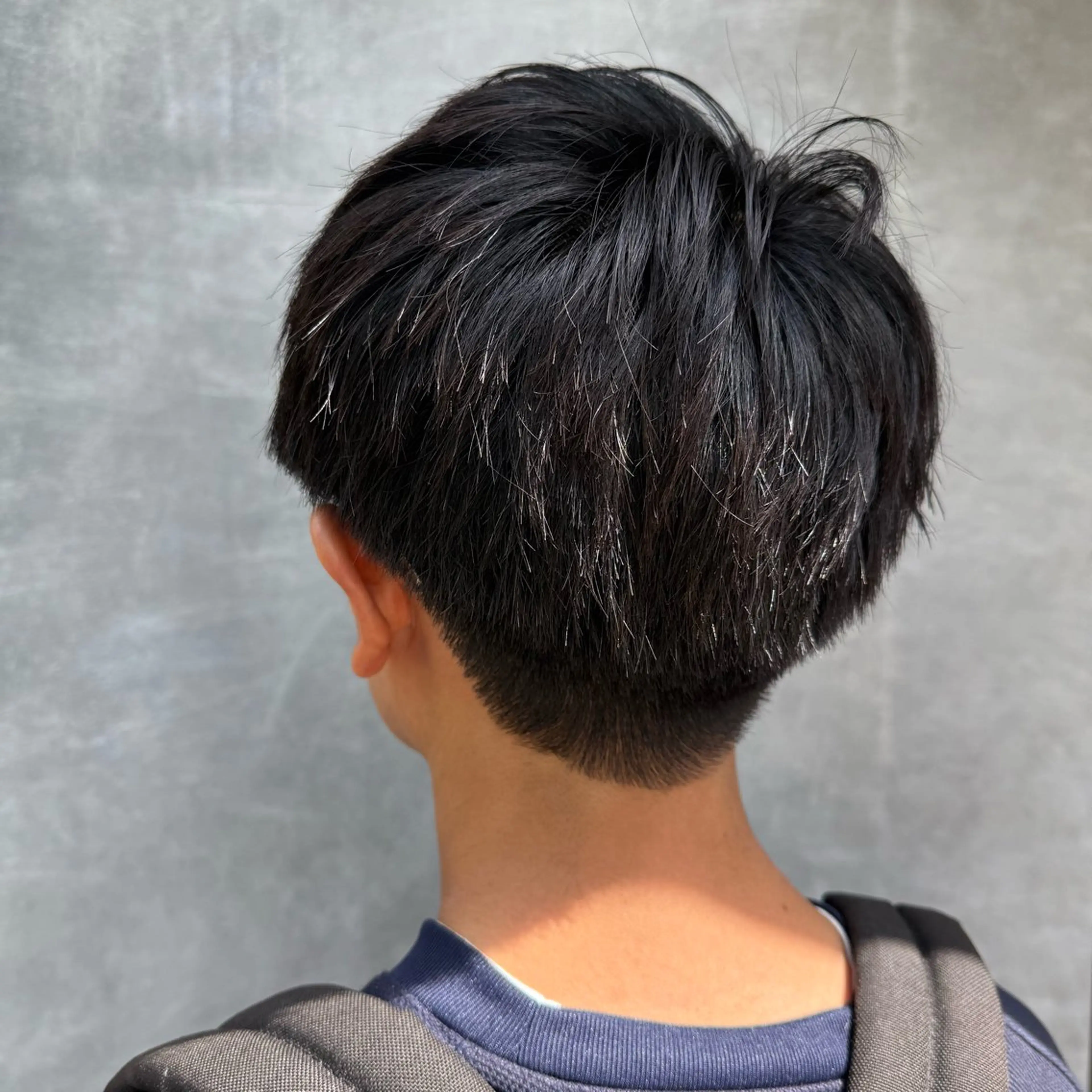メンズ 刈り上げ 野崎 桃実のヘアスタイル