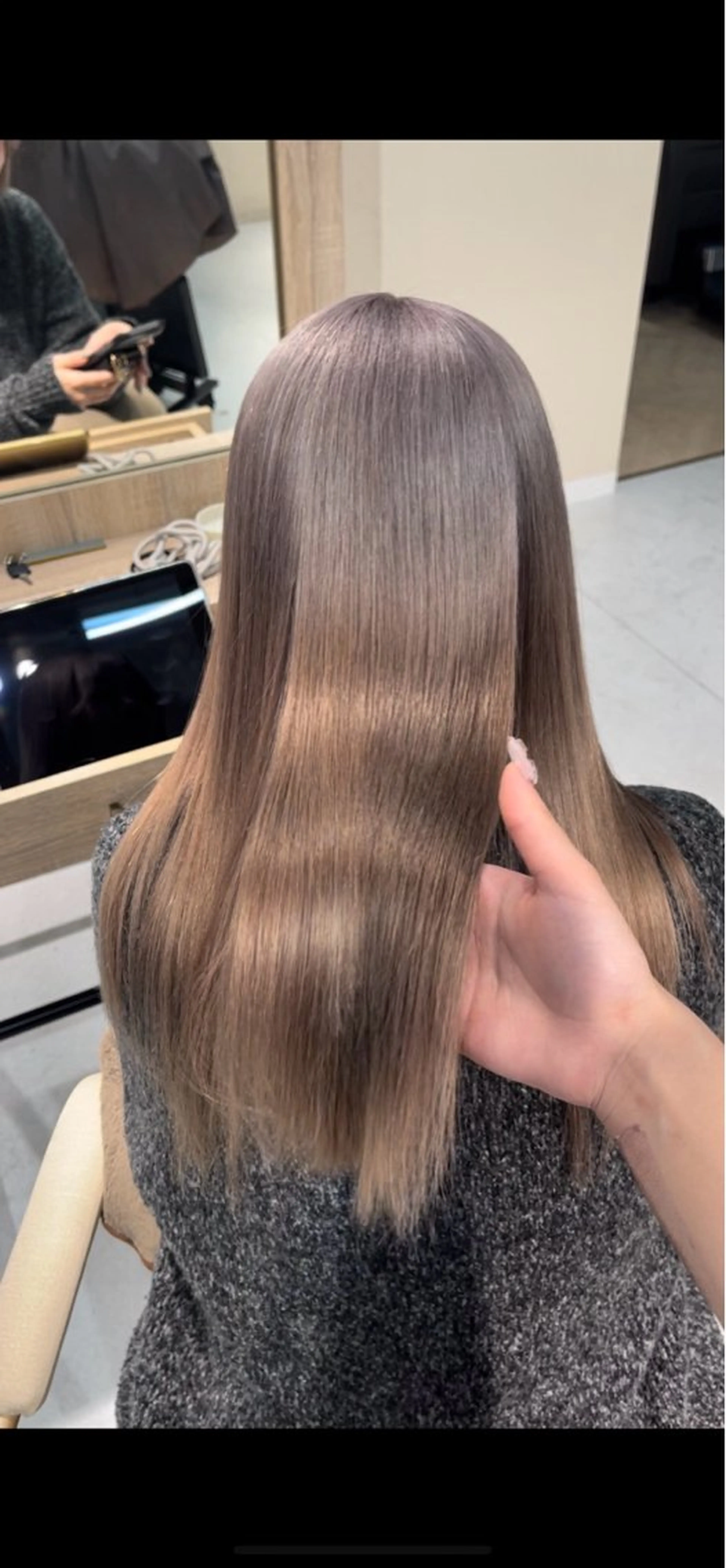 セミロング カラー ヘアカラー トリートメント 【haire】ヘアリ ー🎀mitsukiのヘアスタイル