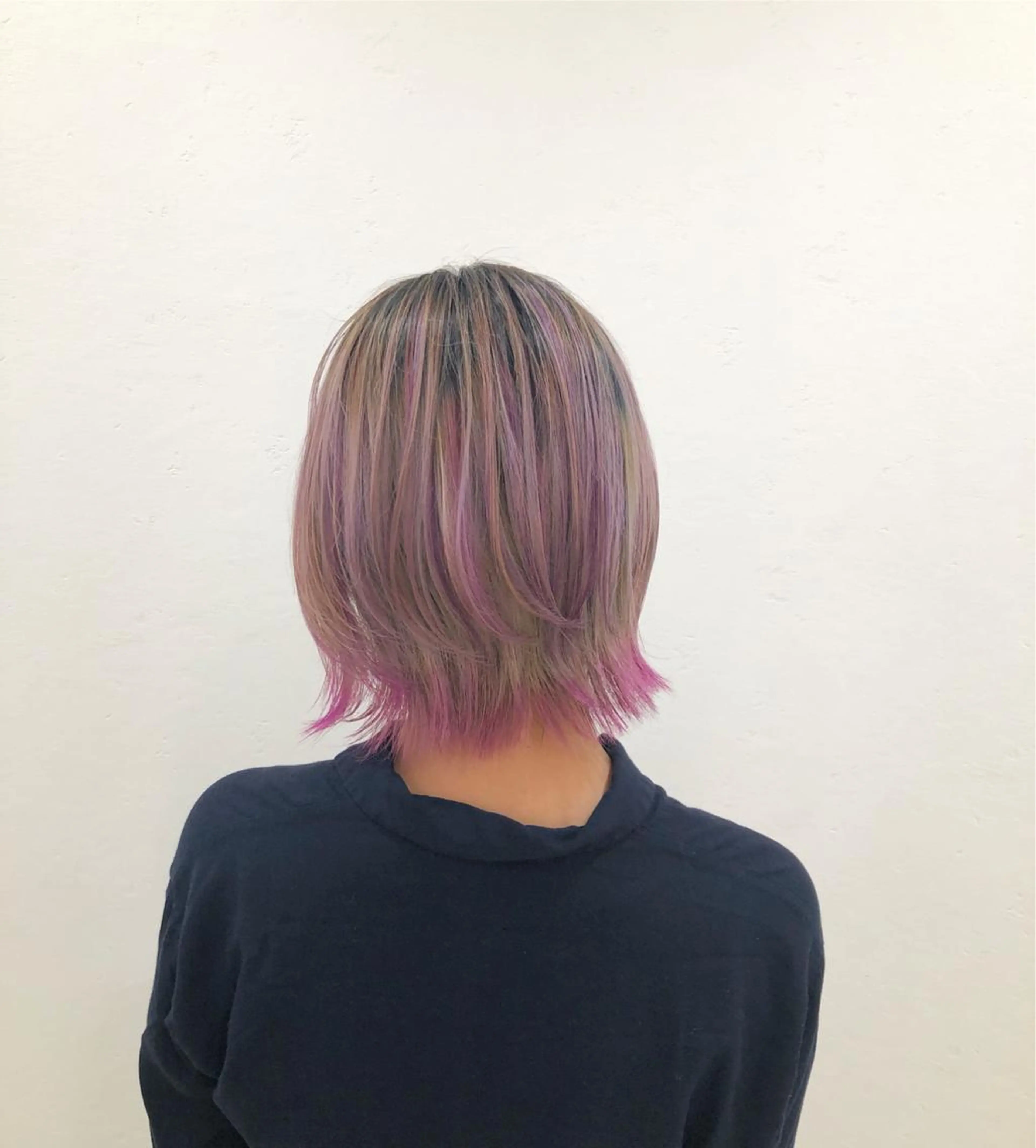 ショート カラー 透け感カラー🫧 加納トモヒロのヘアスタイル