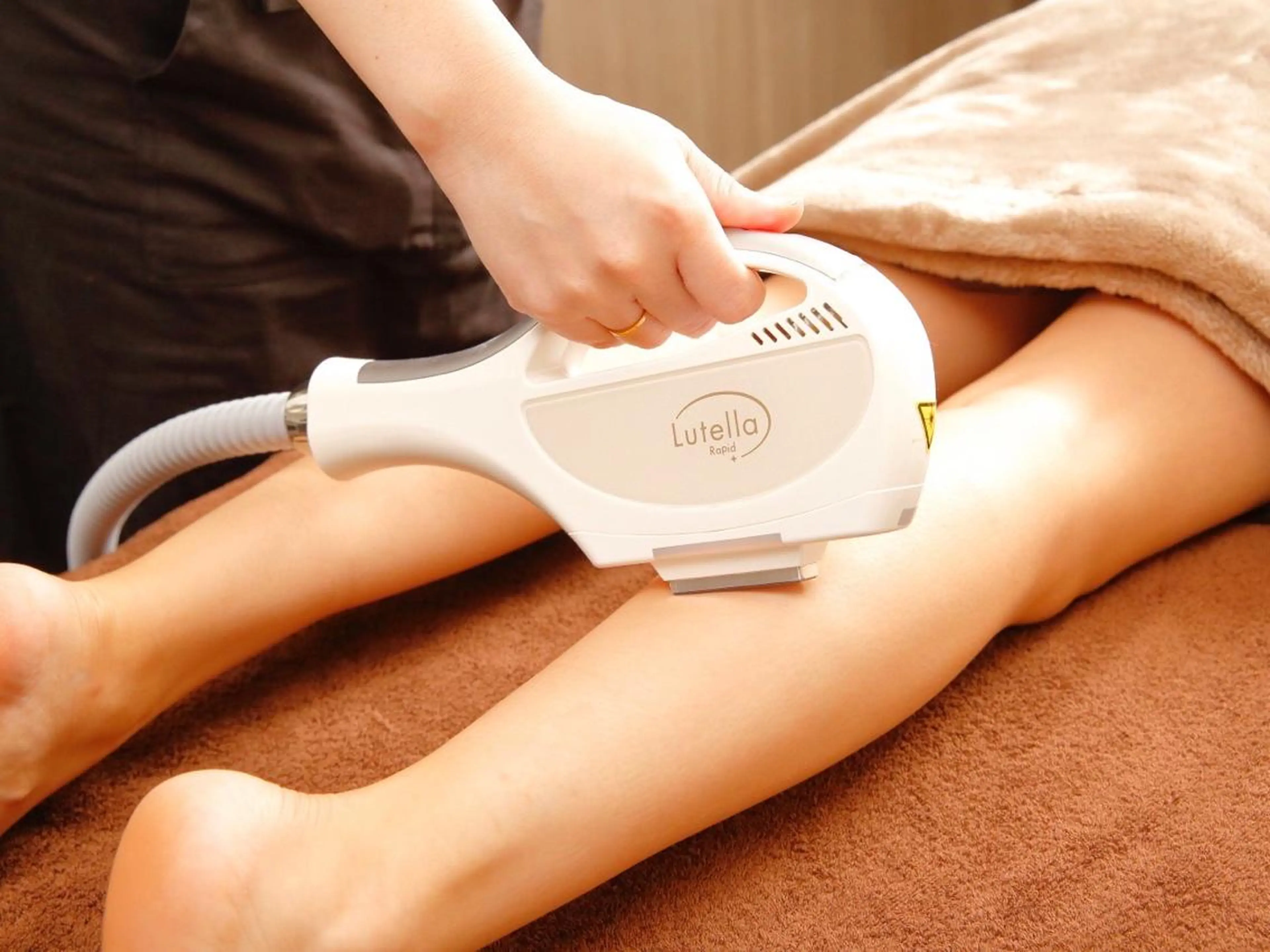 美肌全身脱毛（VIO•顔除く）ツルスベ肌へ【女性限定】　ルテラ使用の写真