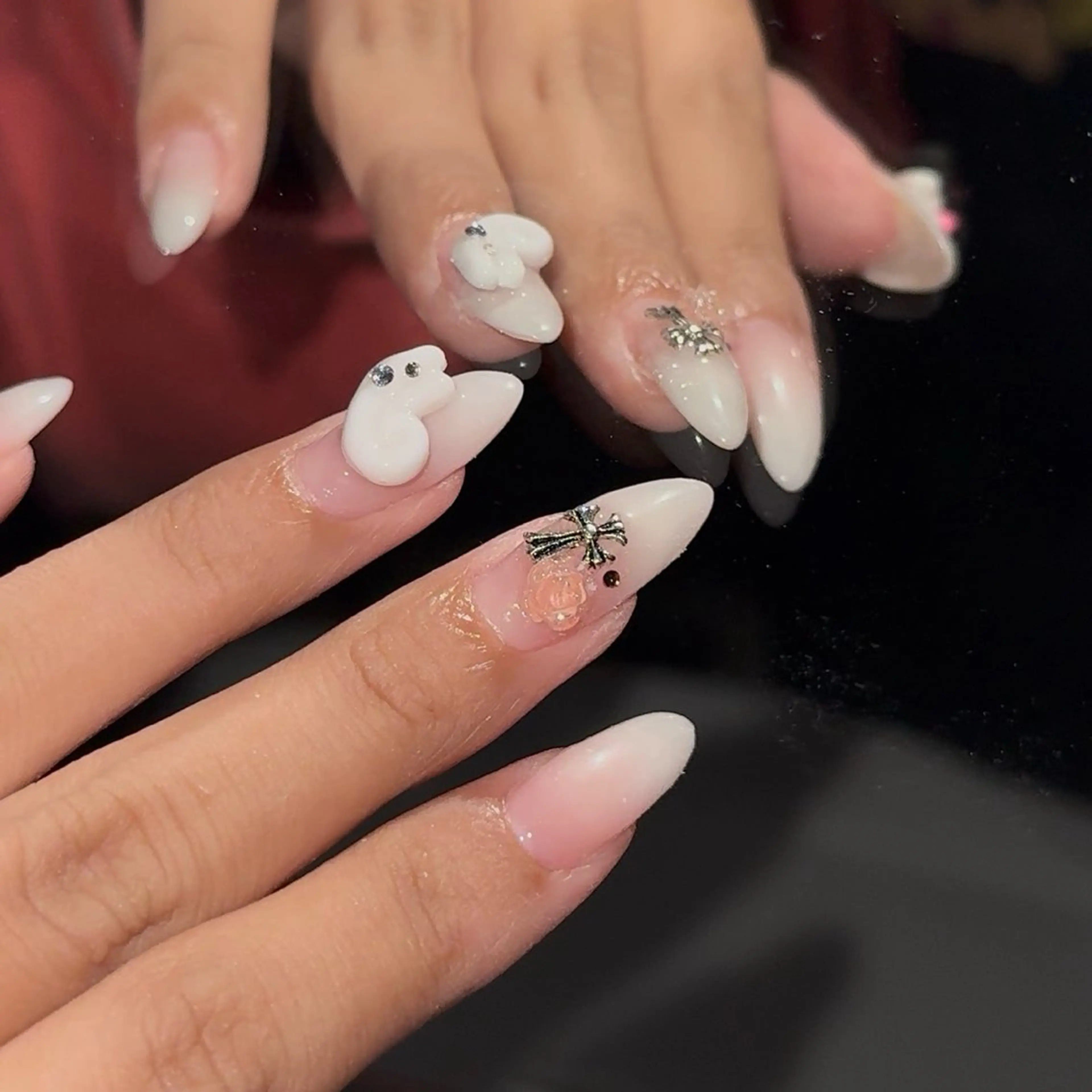 ネイル アートネイル ハンドネイル Sarina ⋆⭒˚のネイルデザイン