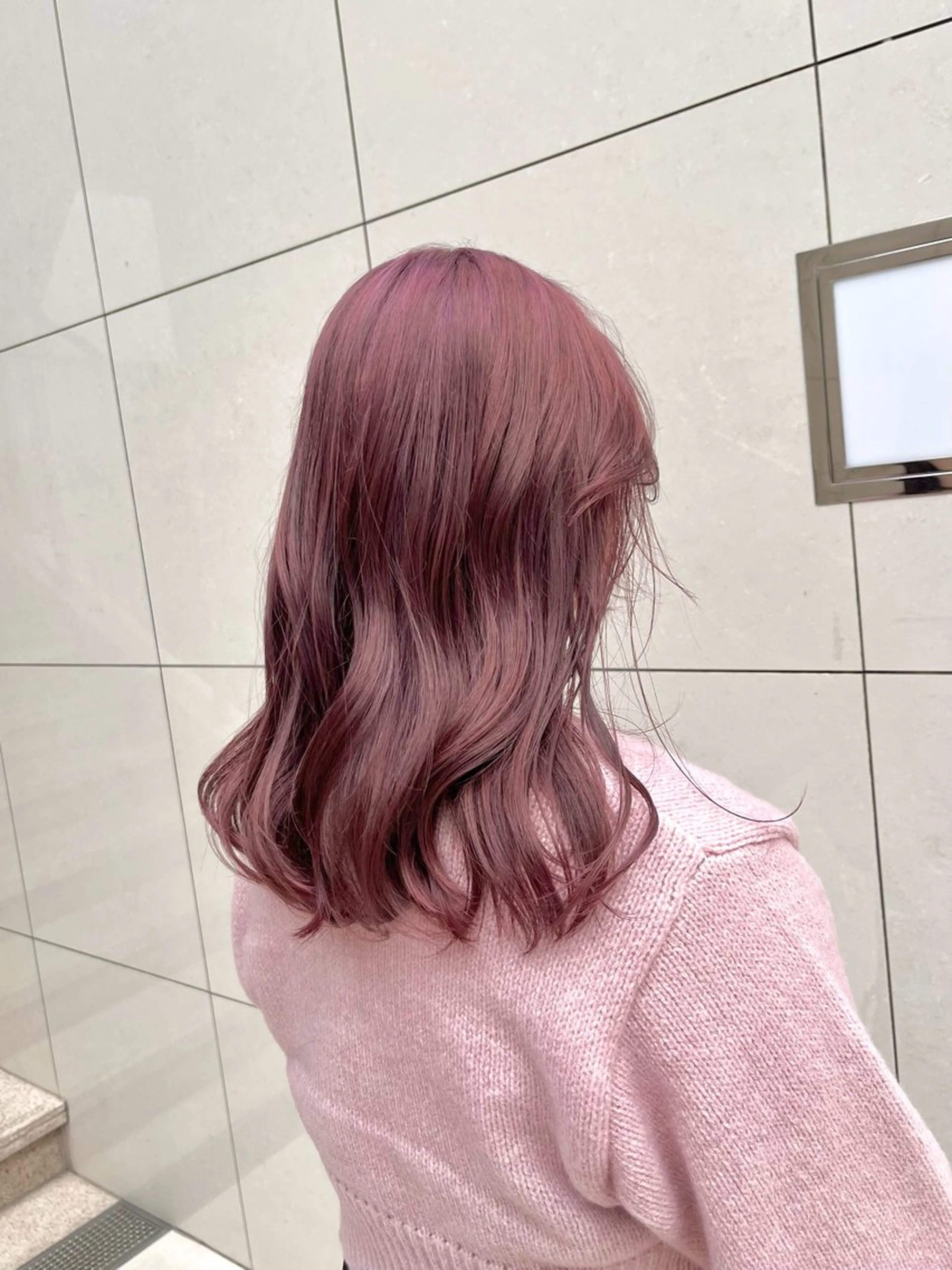 ロング カラー ラベンダーカラー ピンクカラー ピンクラベンダー ヘアカラー トリートメント くさかみさき🌼暖色 /耳つぼ/オタク🌼のヘアスタイル