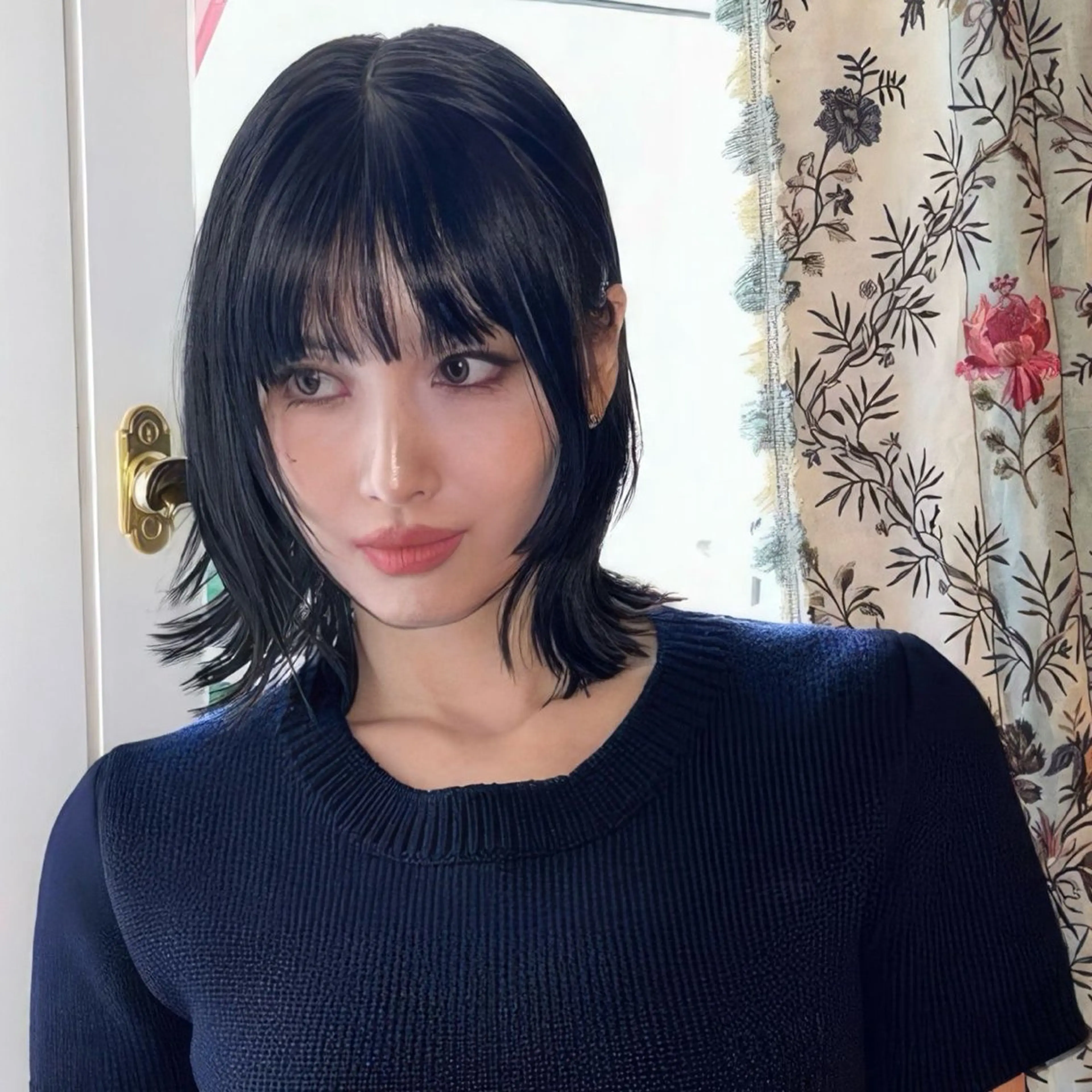 ミディアム ボブ ウルフカット SALOWIN浦和店所属・1日5名限定美容師 miwaのヘアスタイル